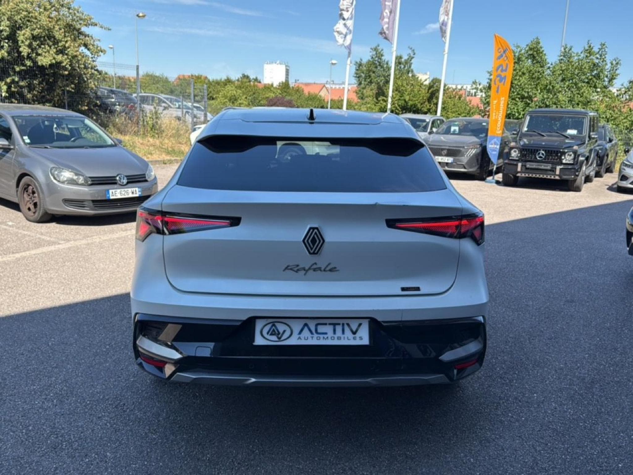 Renault RAFALE 1.2 E-TECH FULL HYBRID 200 TECHNO (2025) - Photo 6