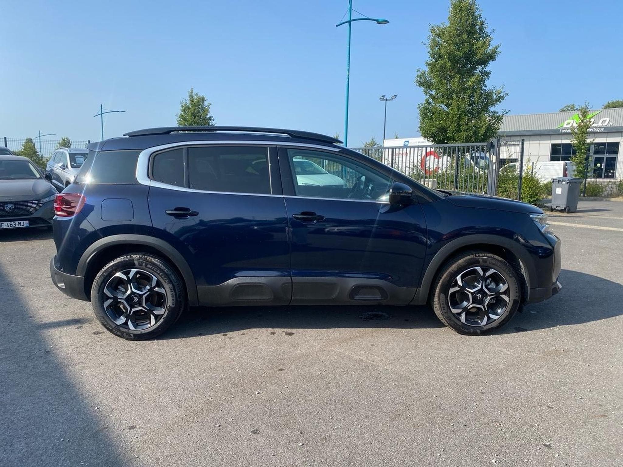 Citroen C5 AIRCROSS 1.2 HYBRIDE 145 MAX BOITE AUTOMATIQUE (2025) - Photo 4