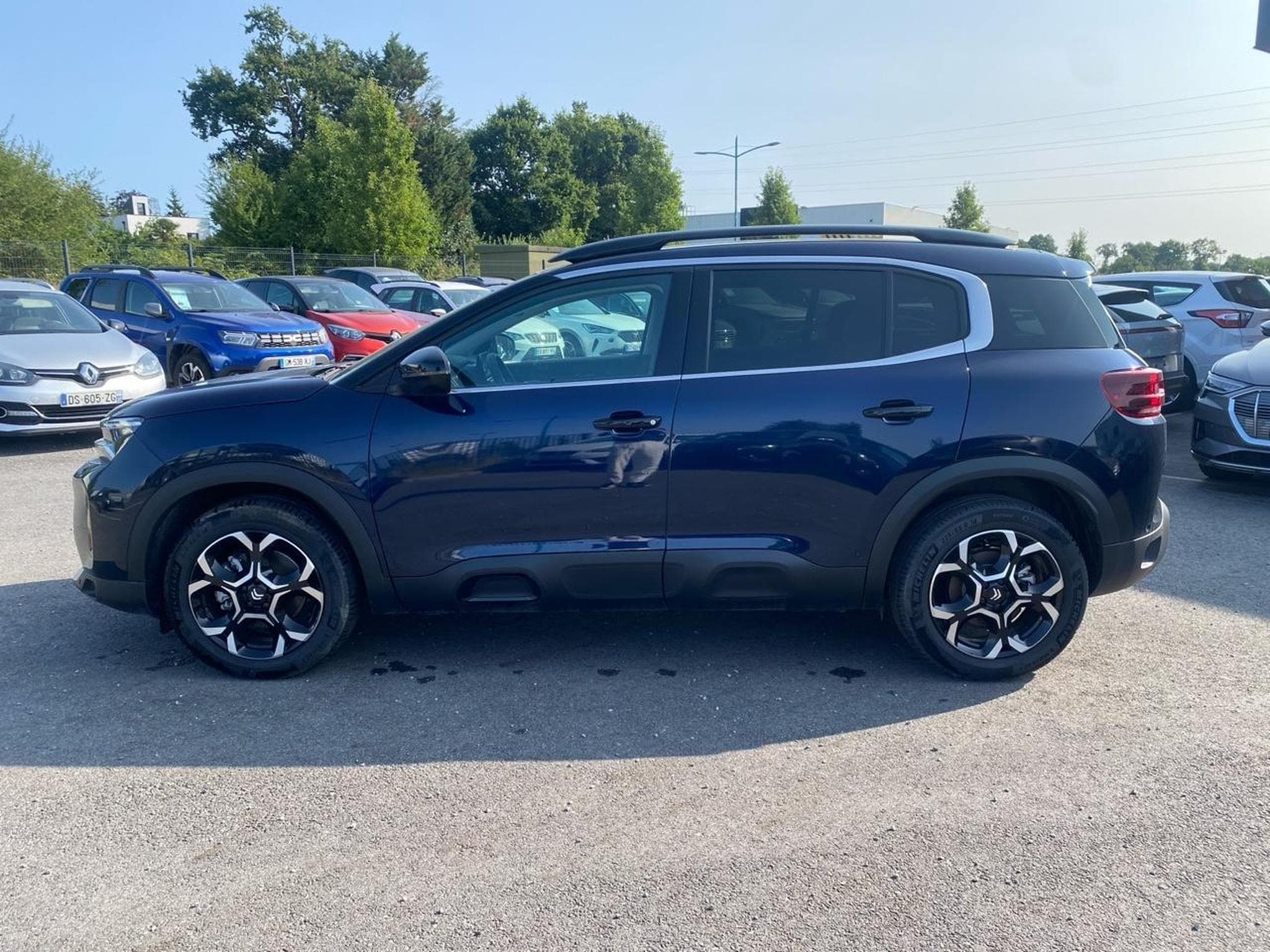 Citroen C5 AIRCROSS 1.2 HYBRIDE 145 MAX BOITE AUTOMATIQUE (2025) - Photo 8