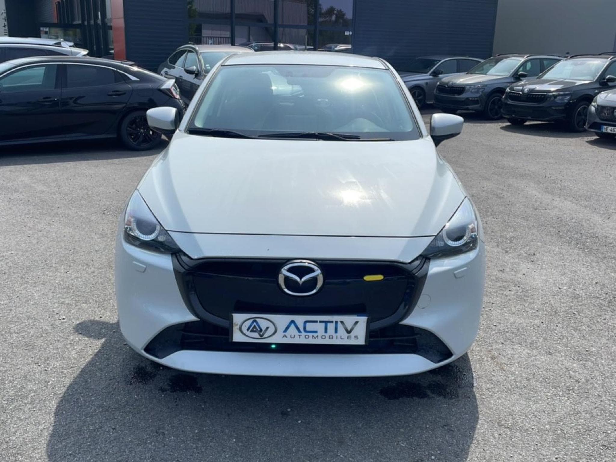 Mazda 2 1.5 E-SKYACTIV-G 90 CENTRE-LINE (2024) - Photo 2