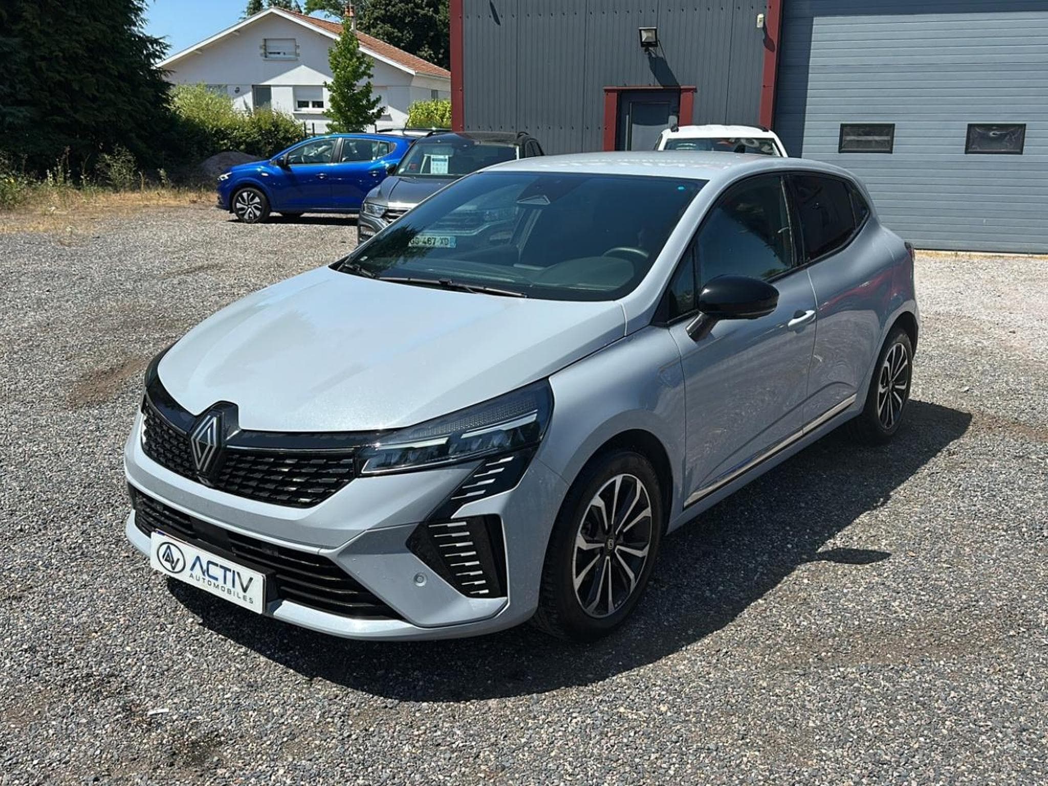 Renault Clio 1.0 TCE 90 TECHNO (2025) - Photo 1