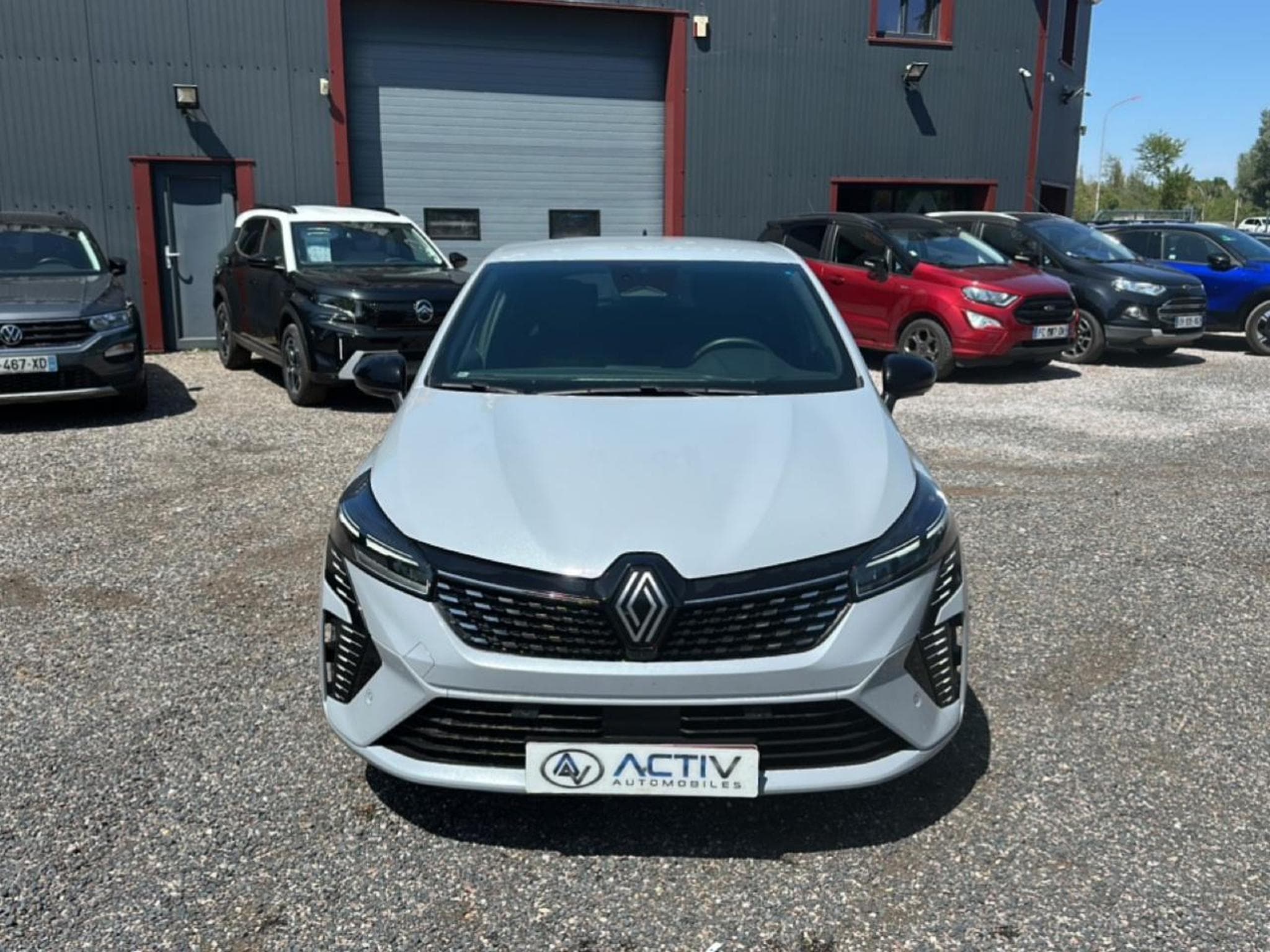 Renault Clio 1.0 TCE 90 TECHNO (2025) - Photo 2