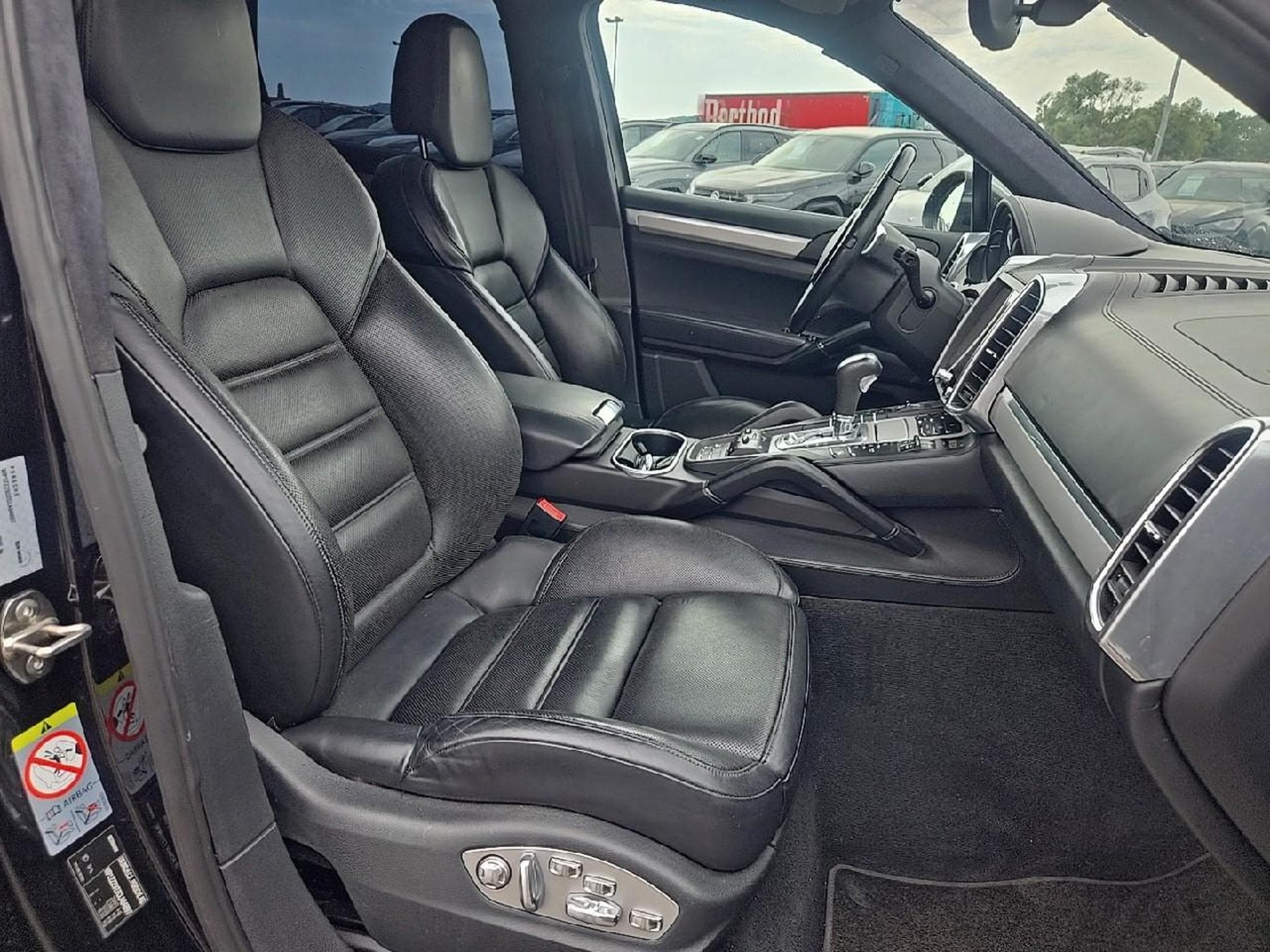 Porsche CAYENNE (958) TURBO (2012) - Photo 12