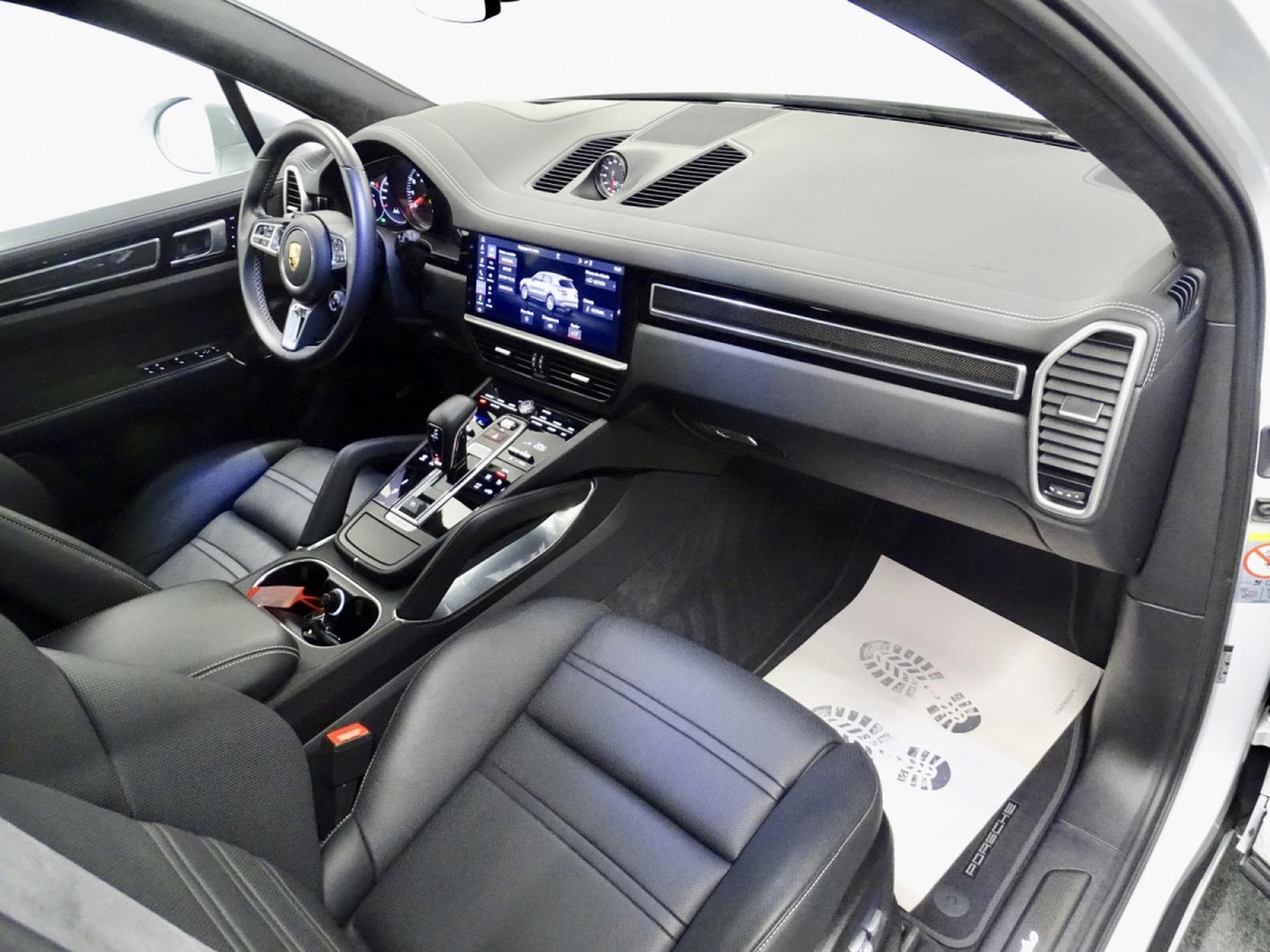 Porsche Cayenne 4.0 TURBO PSCB SPORT DESIGN CARBON APPROVED Hinterradlenkung (2019) - Photo 5