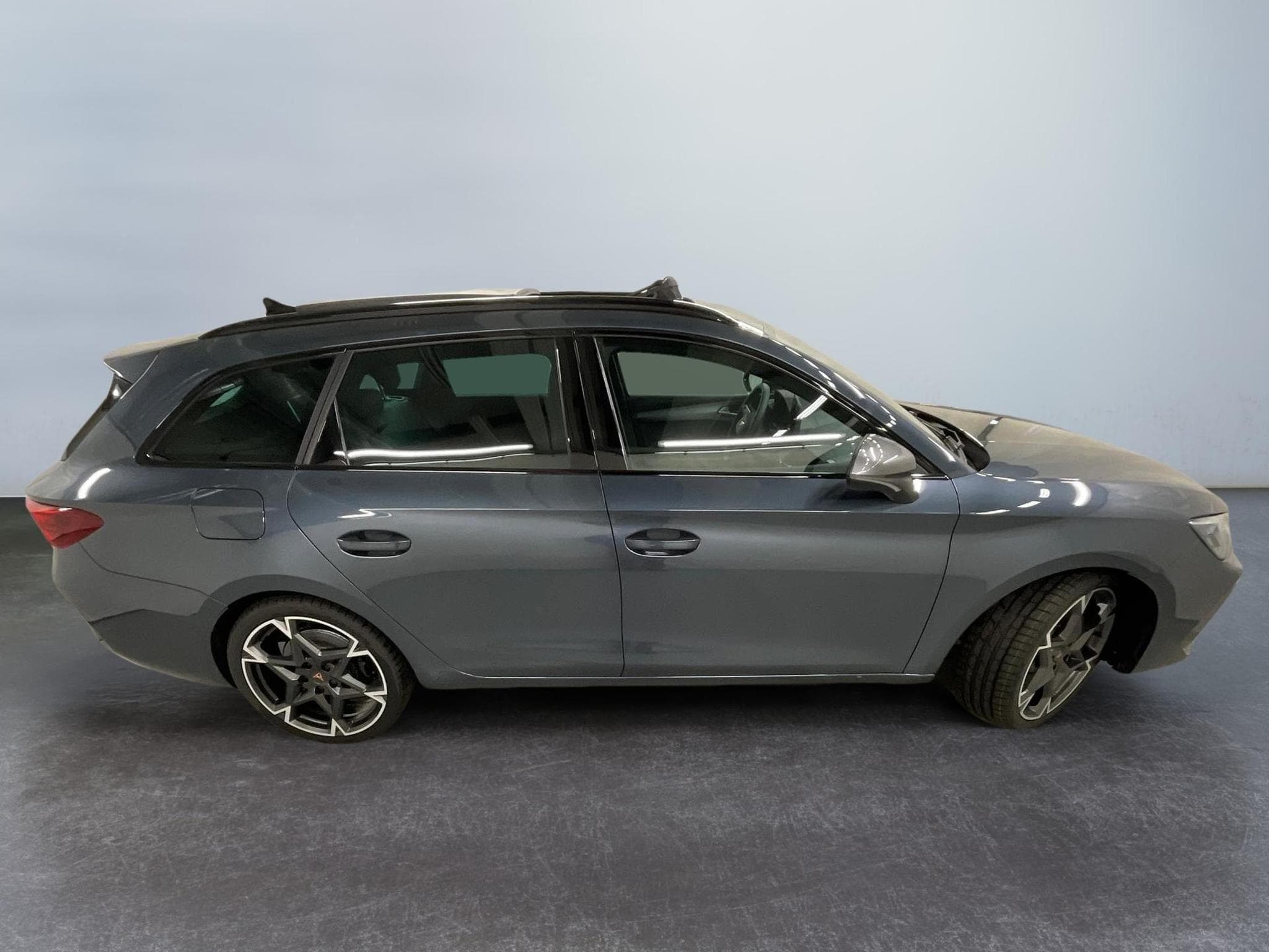 Cupra Leon VZ (2026) - Photo 8
