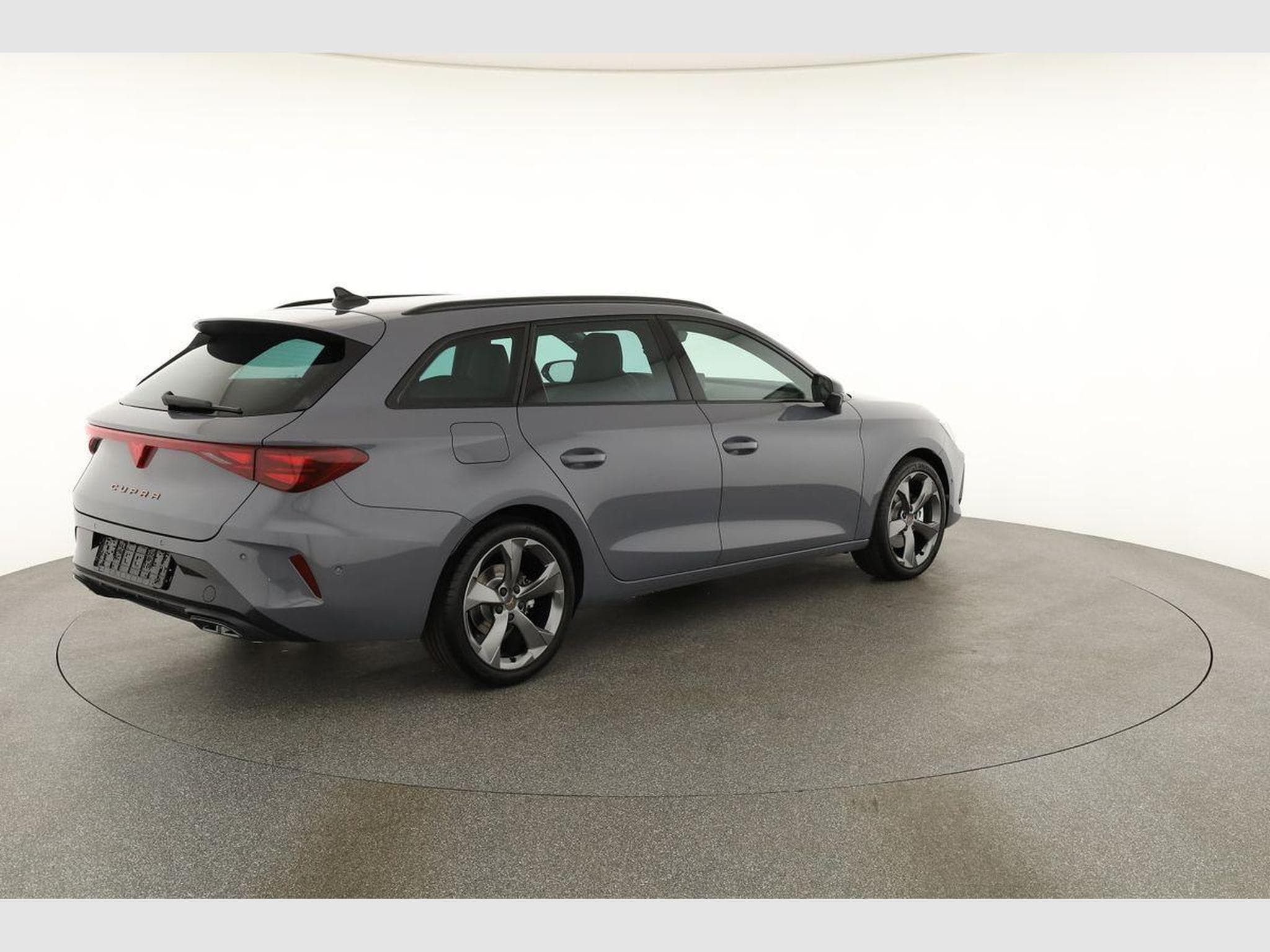 Cupra Leon 2.0 TSI 150 kW 4Drive (2026) - Photo 17