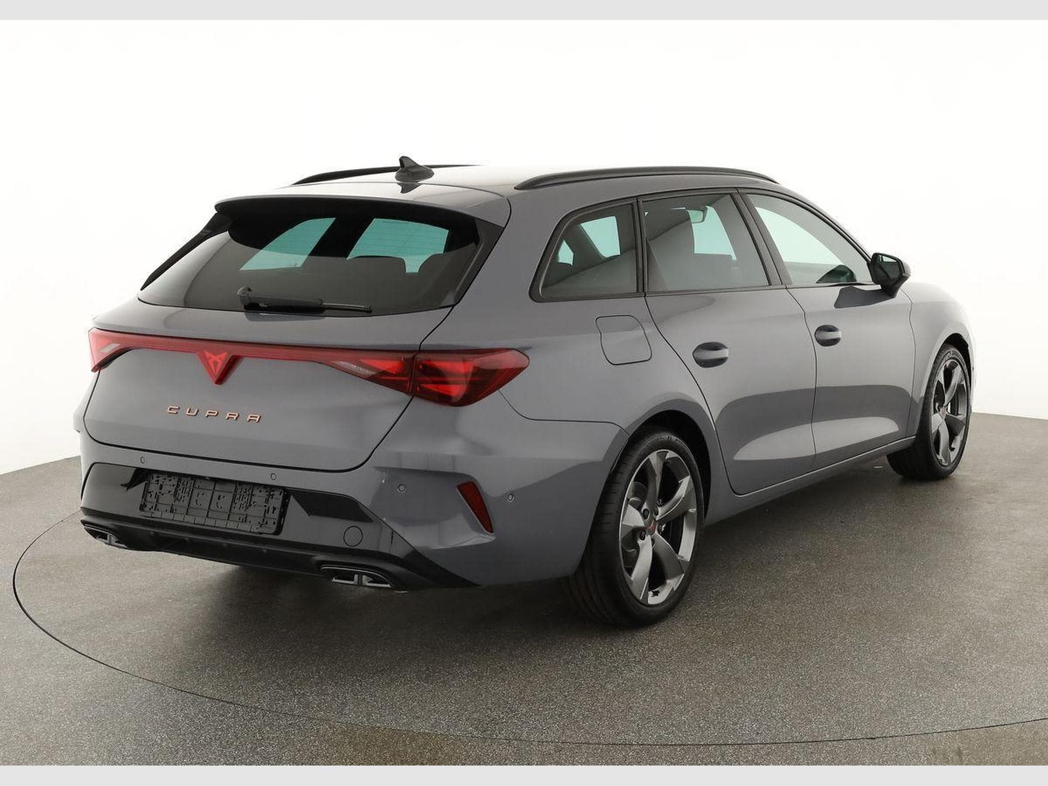 Cupra Leon 2.0 TSI 150 kW 4Drive (2026) - Photo 2