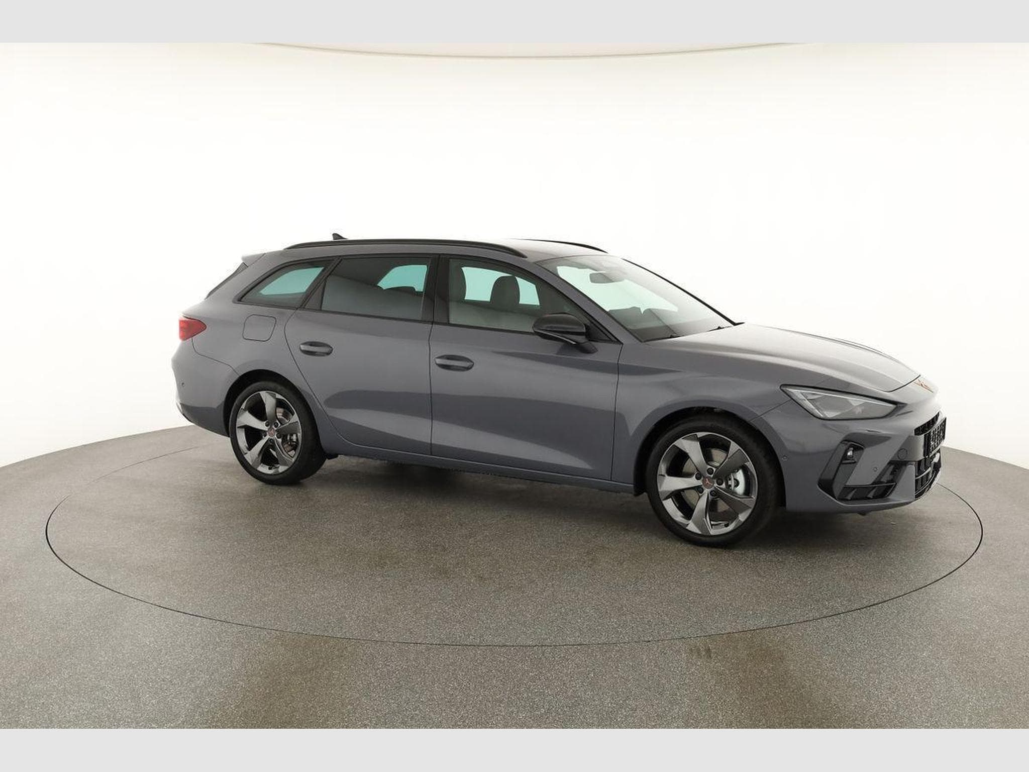 Cupra Leon 2.0 TSI 150 kW 4Drive (2026) - Photo 22
