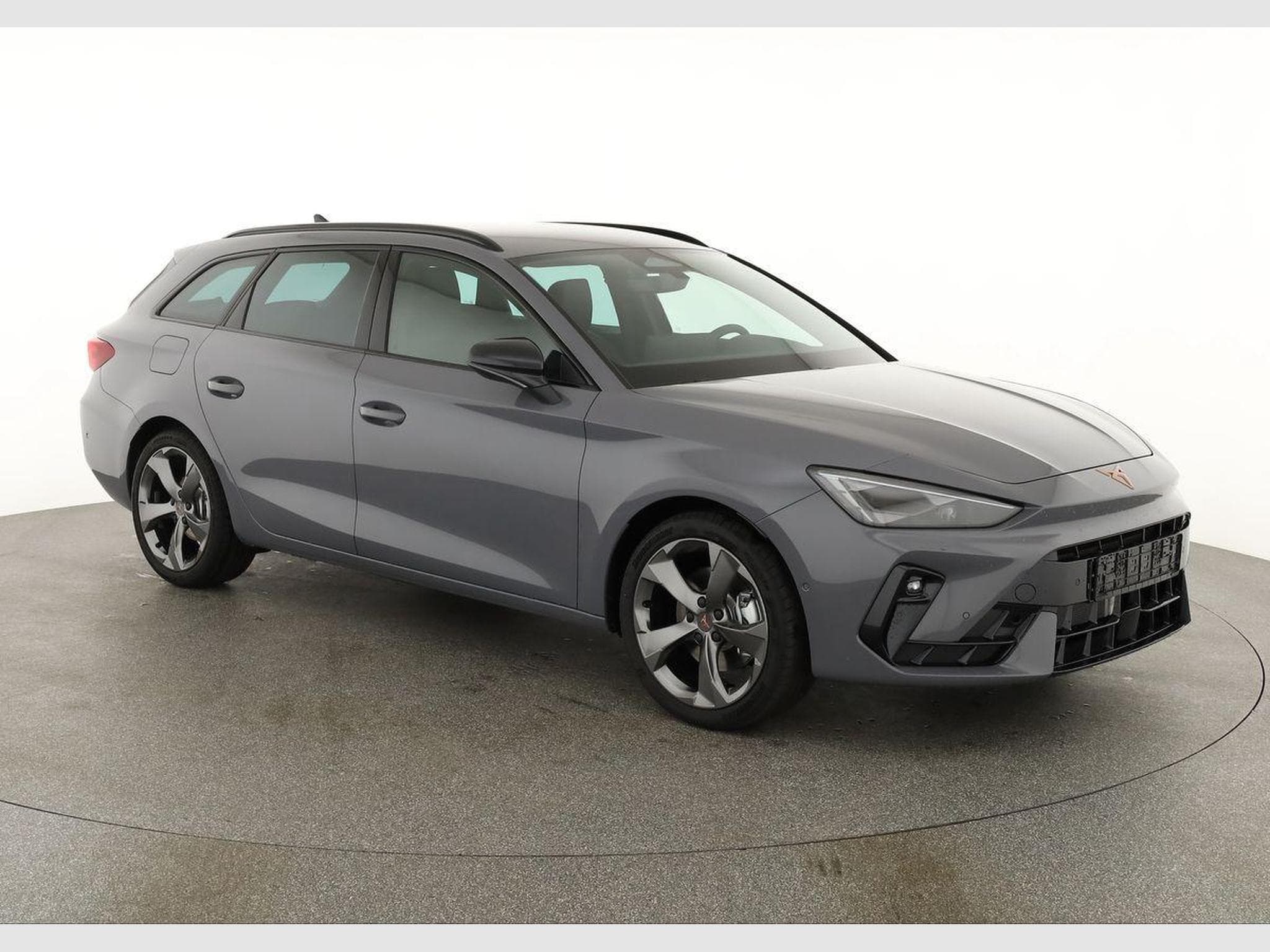 Cupra Leon 2.0 TSI 150 kW 4Drive (2026) - Photo 1