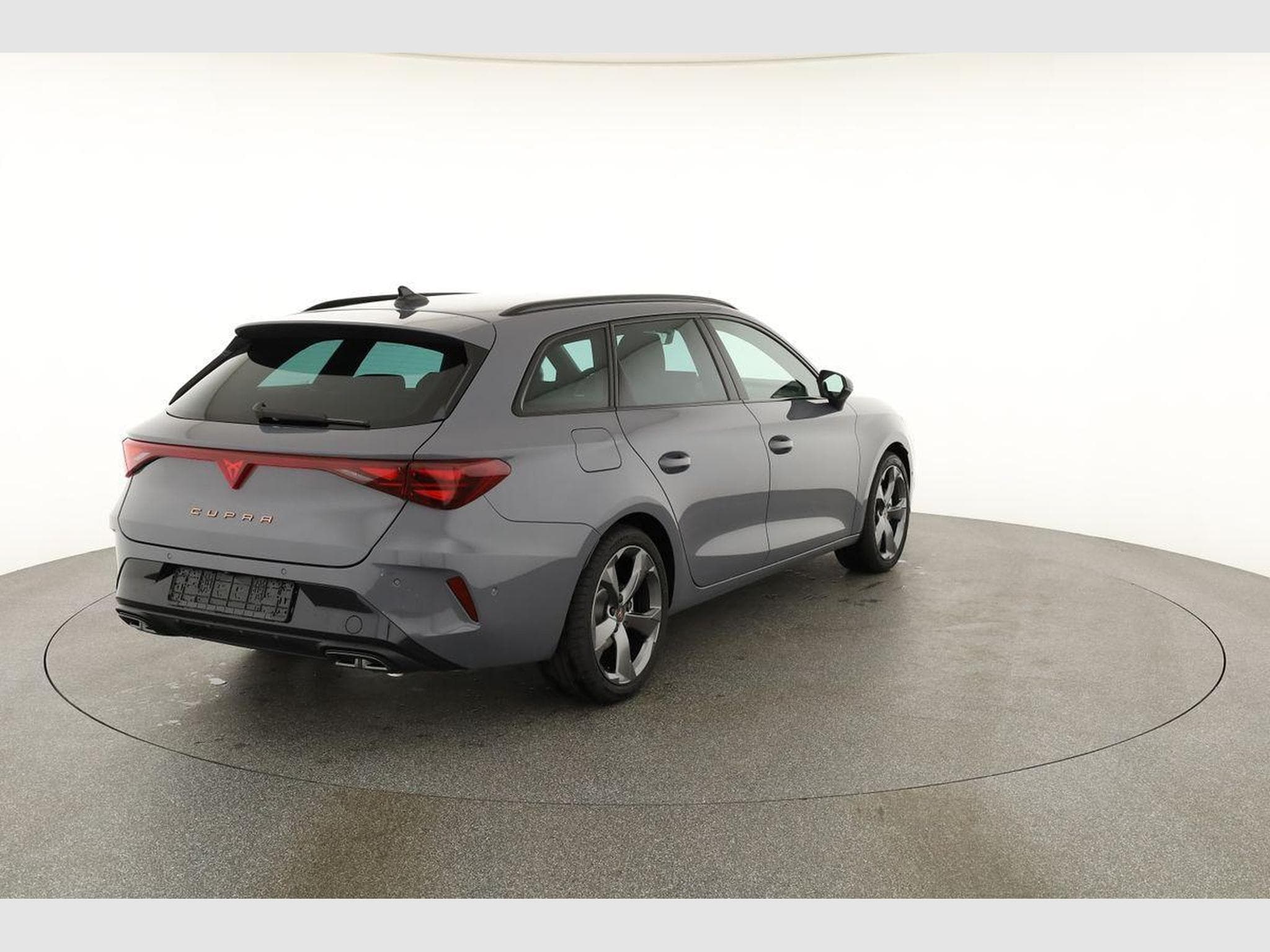 Cupra Leon 2.0 TSI 150 kW 4Drive (2026) - Photo 18