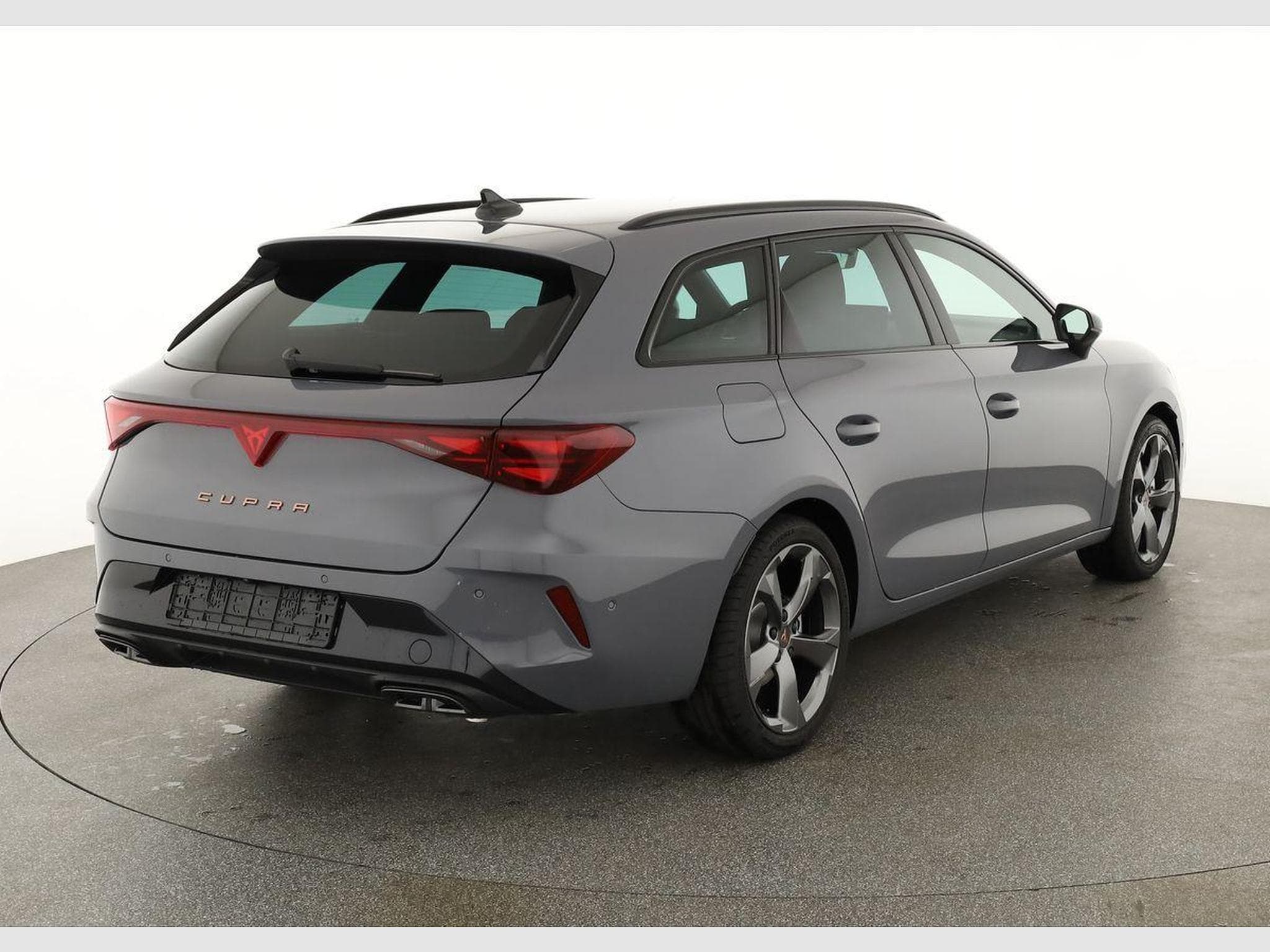 Cupra Leon 2.0 TSI 150 kW 4Drive (2026) - Photo 2