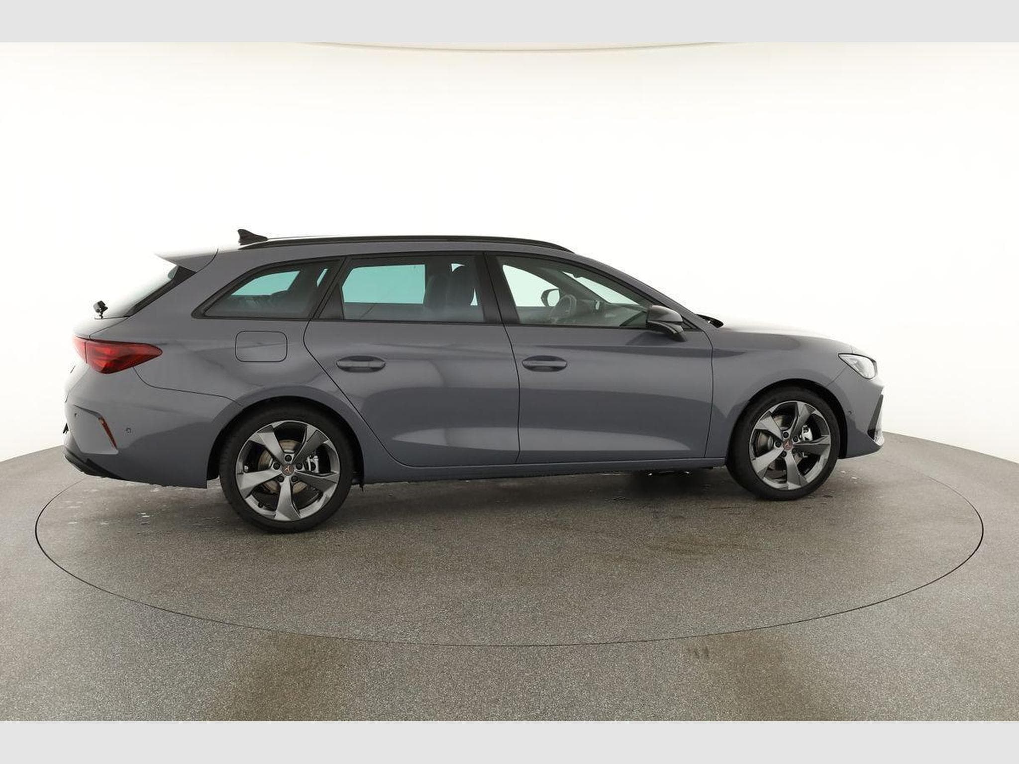 Cupra Leon 2.0 TSI 150 kW 4Drive (2026) - Photo 21