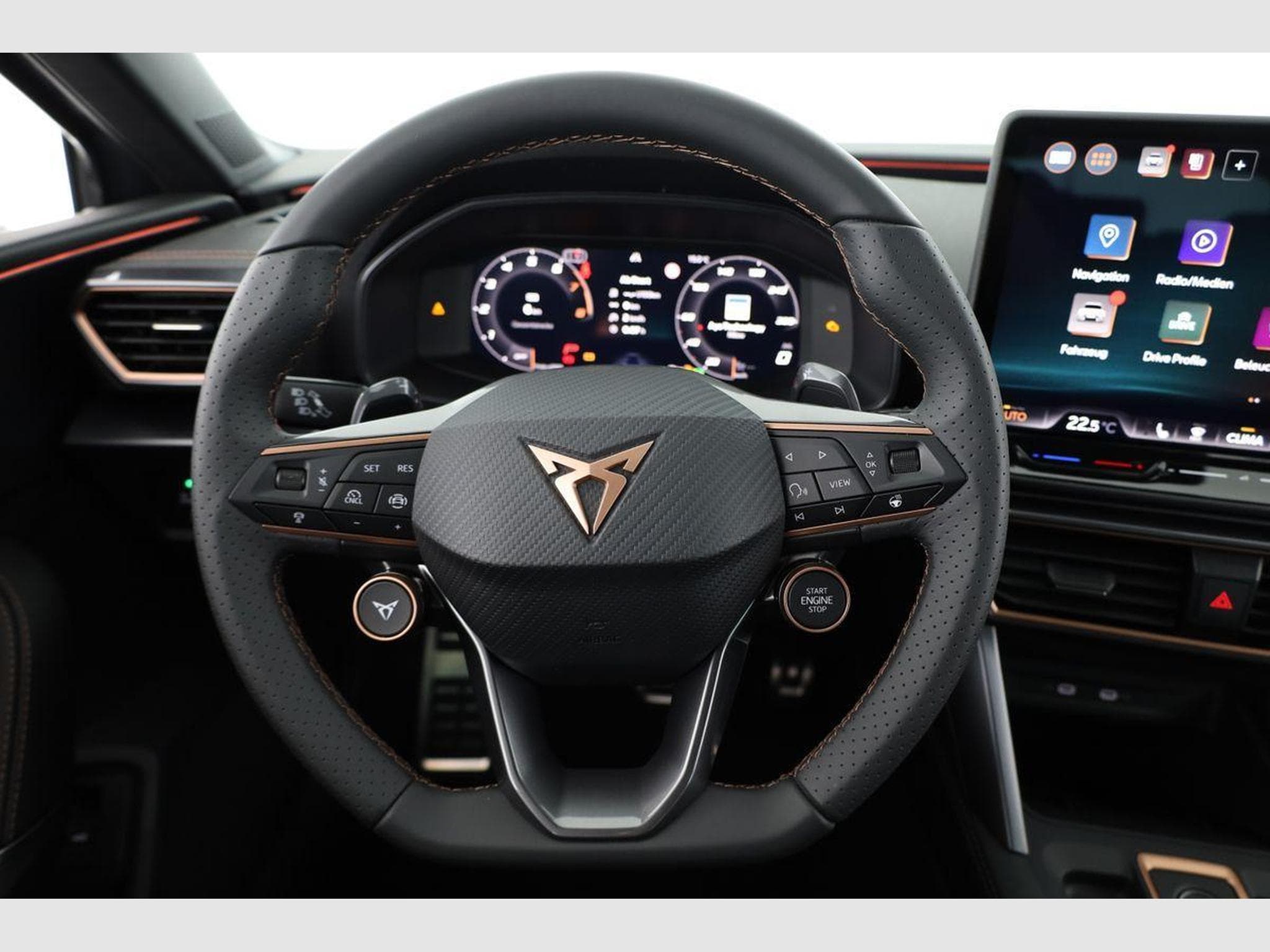 Cupra Leon 2.0 TSI 150 kW 4Drive (2026) - Photo 5