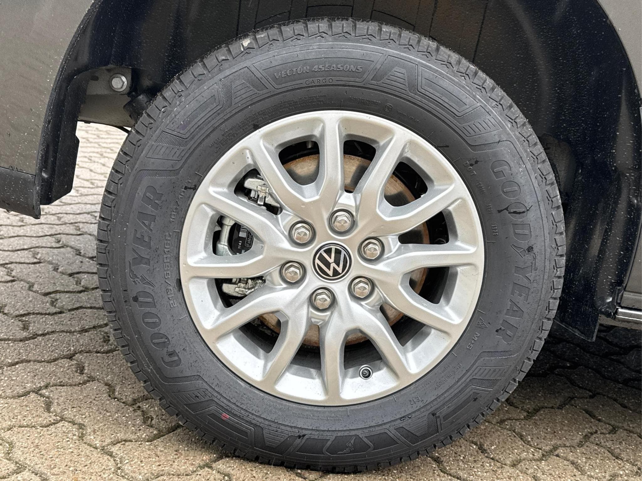 VW T7 Basis (2026) - Photo 9
