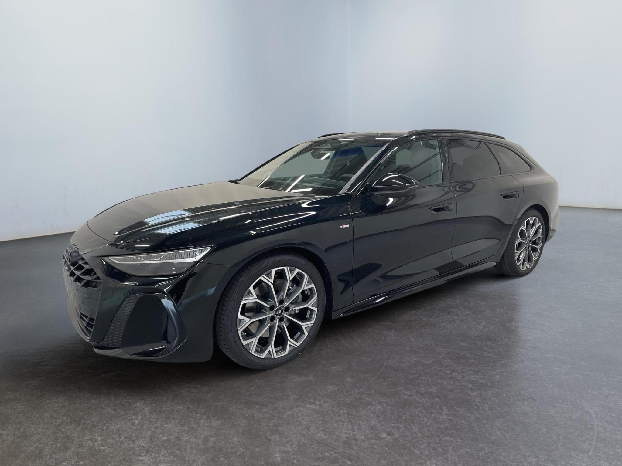 Audi A6 Avant S-Line 2.0 (2025) - Photo 3