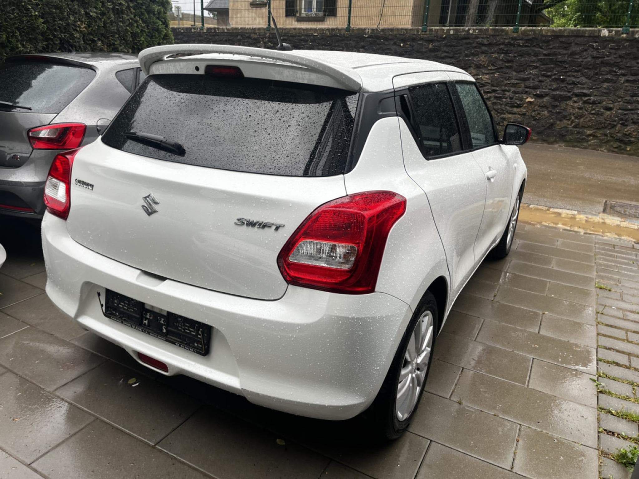 Suzuki Swift 1.0 essence (2018) - Photo 5