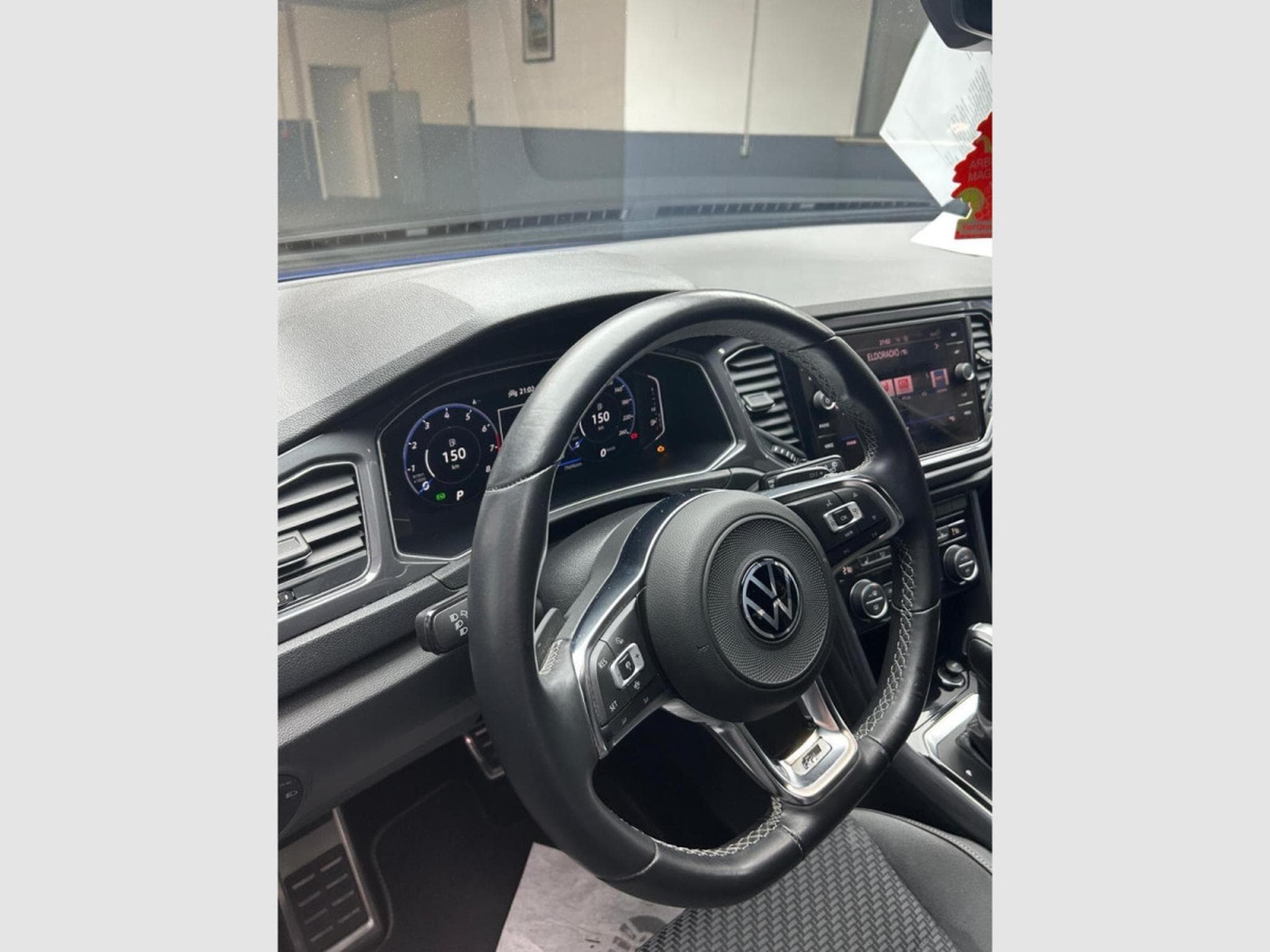 VW T-Roc 1.5 tsi 150 R-line DSG (2022) - Photo 6
