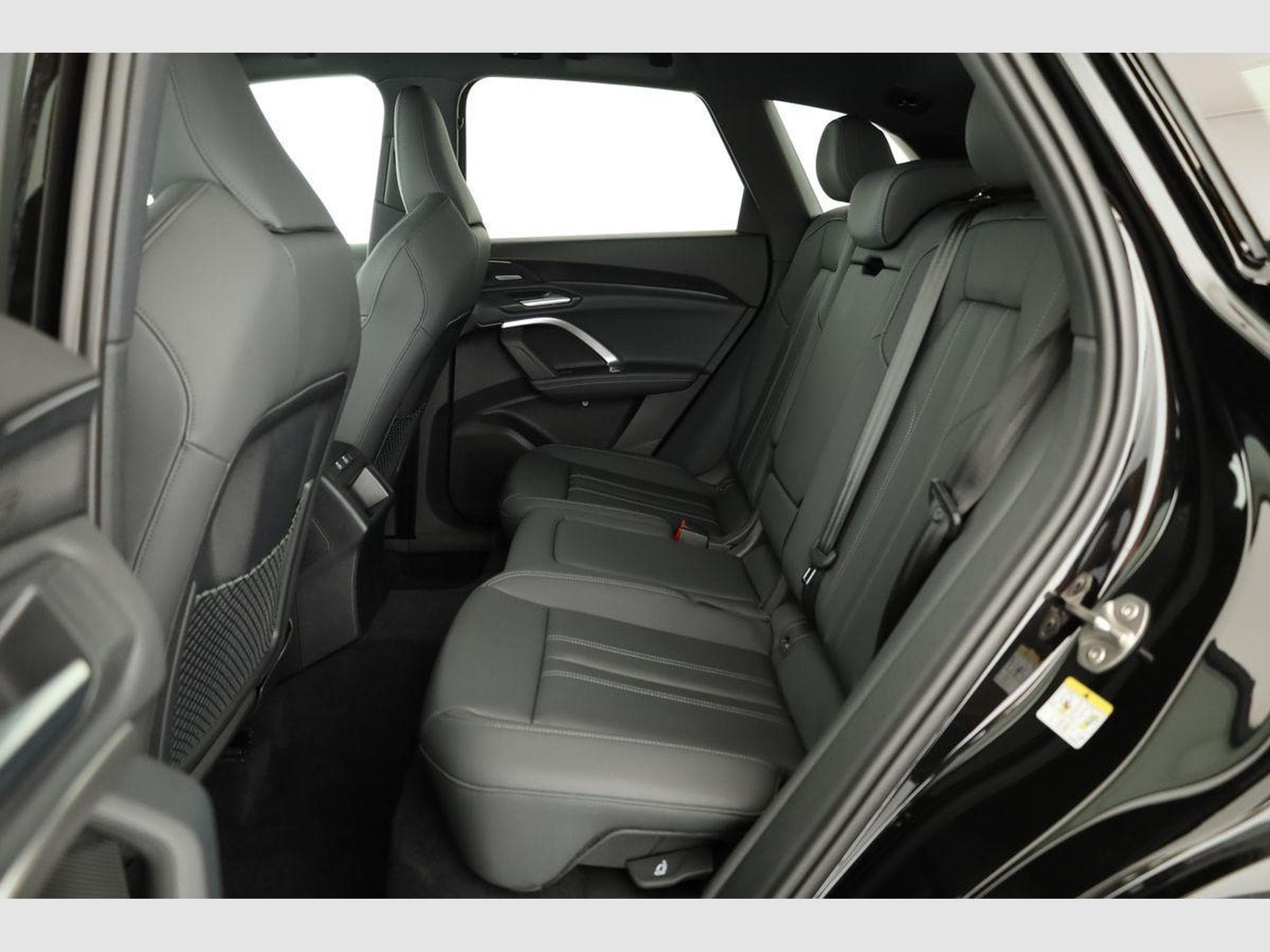 Audi Q5 3.0 TDI quattro 220 kW (2026) - Photo 11
