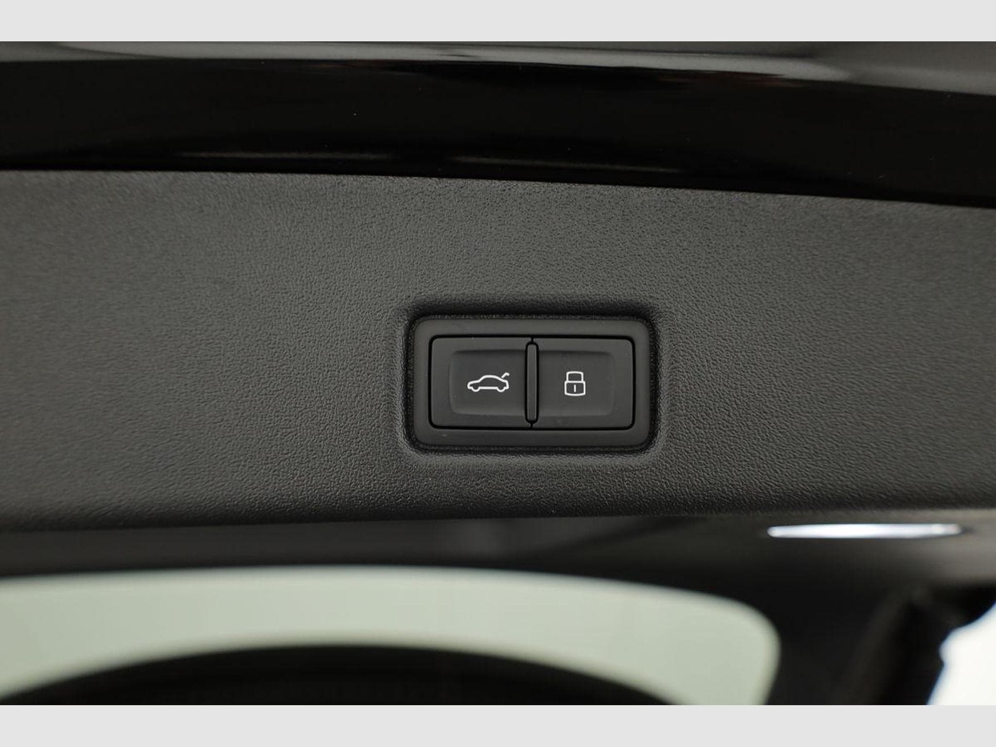 Audi Q5 3.0 TDI quattro 220 kW (2026) - Photo 13