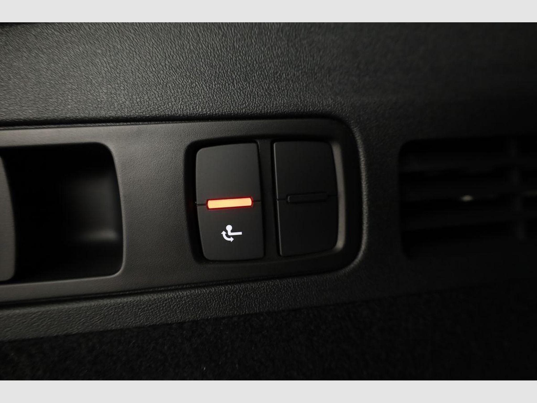 Audi Q5 3.0 TDI quattro 220 kW (2026) - Photo 14