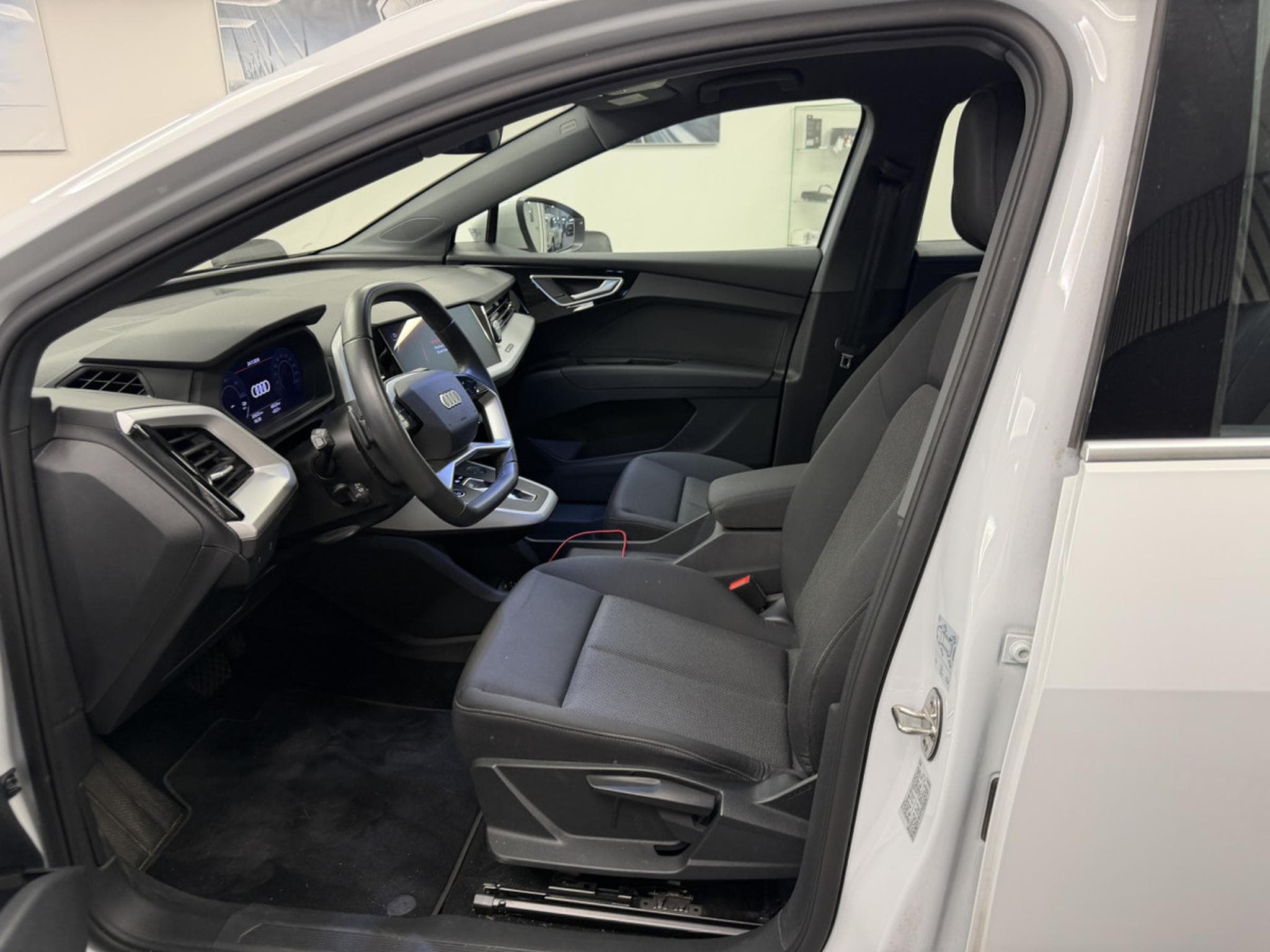 Audi Q4 e-tron Sportback 45 286 CH / 210 kW (2024) - Photo 3