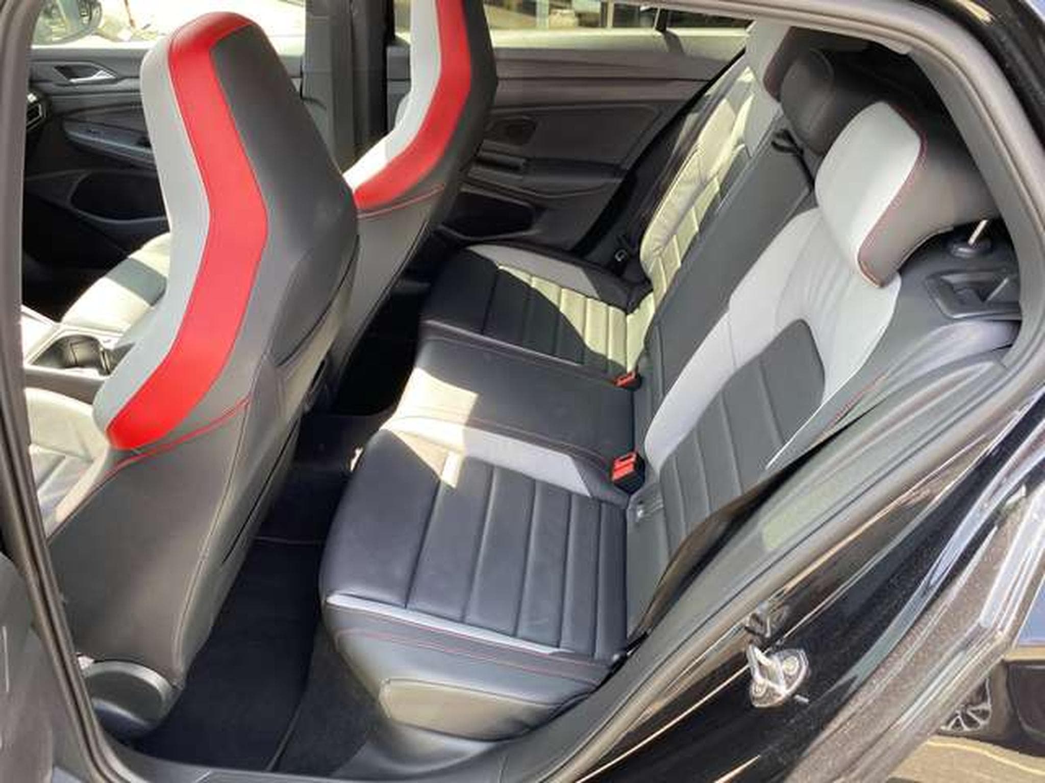 VW Golf Golf 2.0 TSI OPF DSG GTI Clubsport 45 (2022) - Photo 16