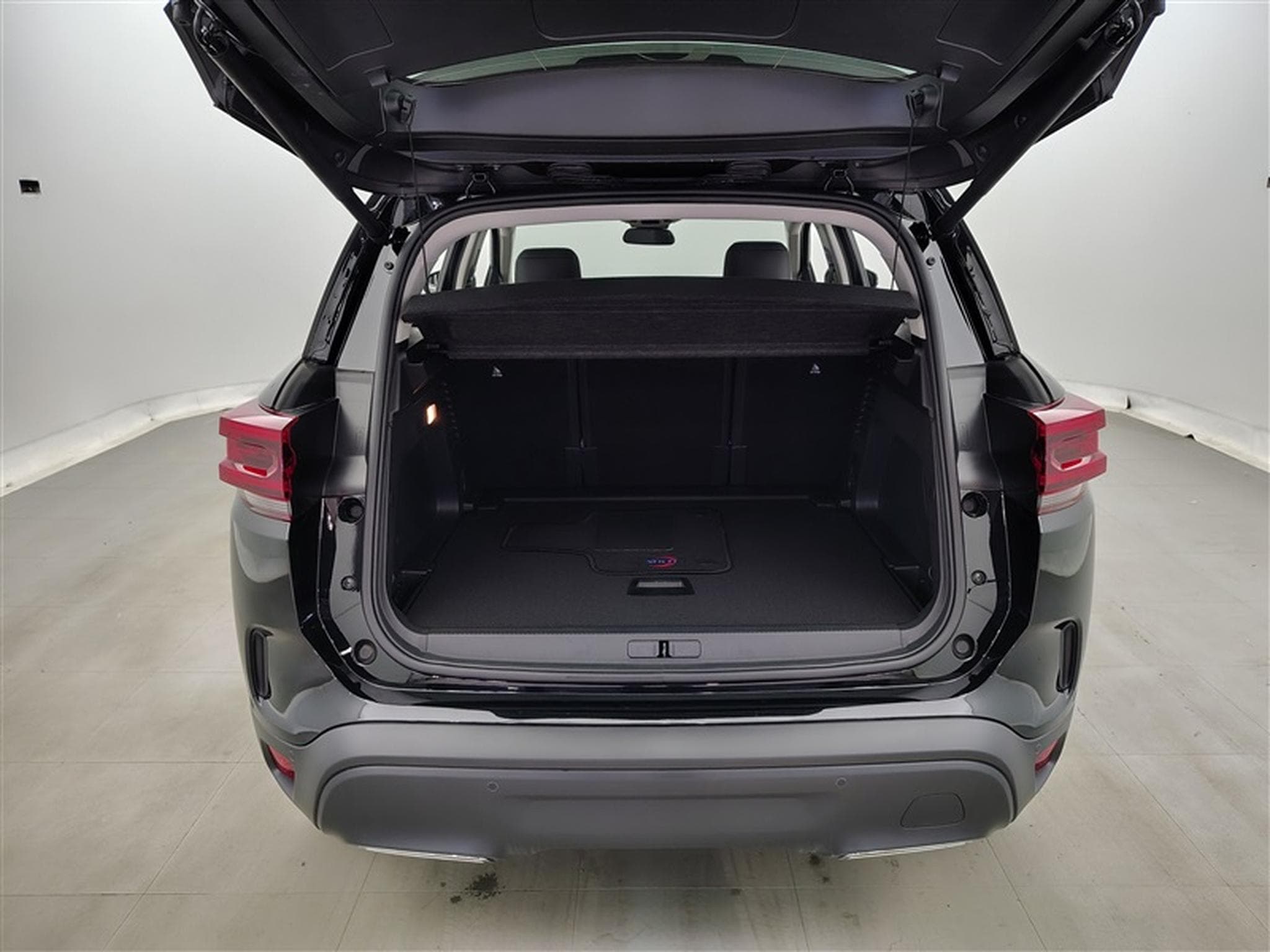 Citroen C5 Aircross 1.5 BlueHDi 130cv EAT8 MAX NAVI / FULL LED / CAMERA / JA 18" (2025) - Photo 14
