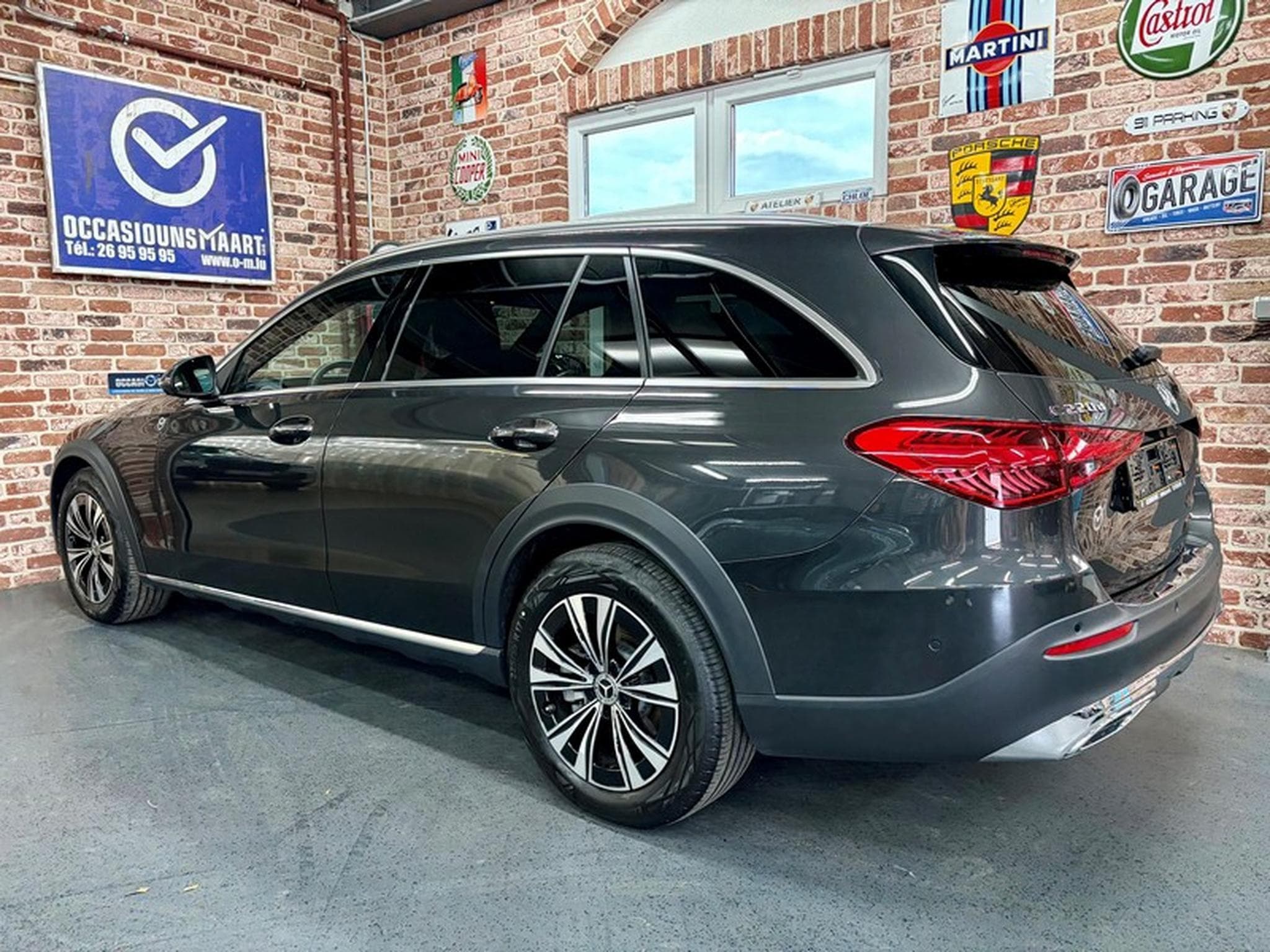 Mercedes C 200 C 200d T 2.0 197cv Auto 4x4 All Terrain LUXURY-LINE (2025) - Photo 2