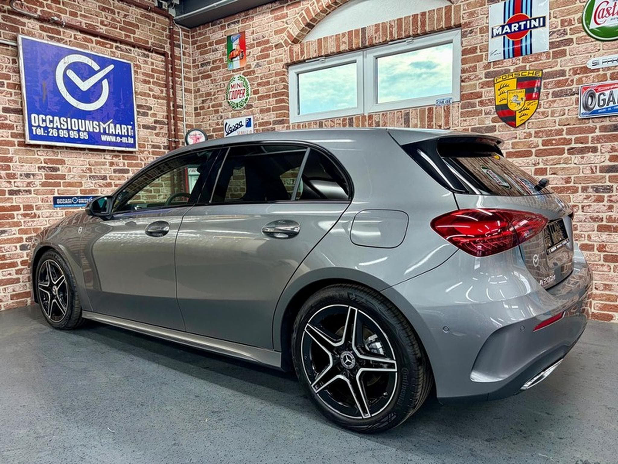 Mercedes A 200 A 200d 2.0 150cv Auto AMG-LINE (Neuf) (2026) - Photo 2