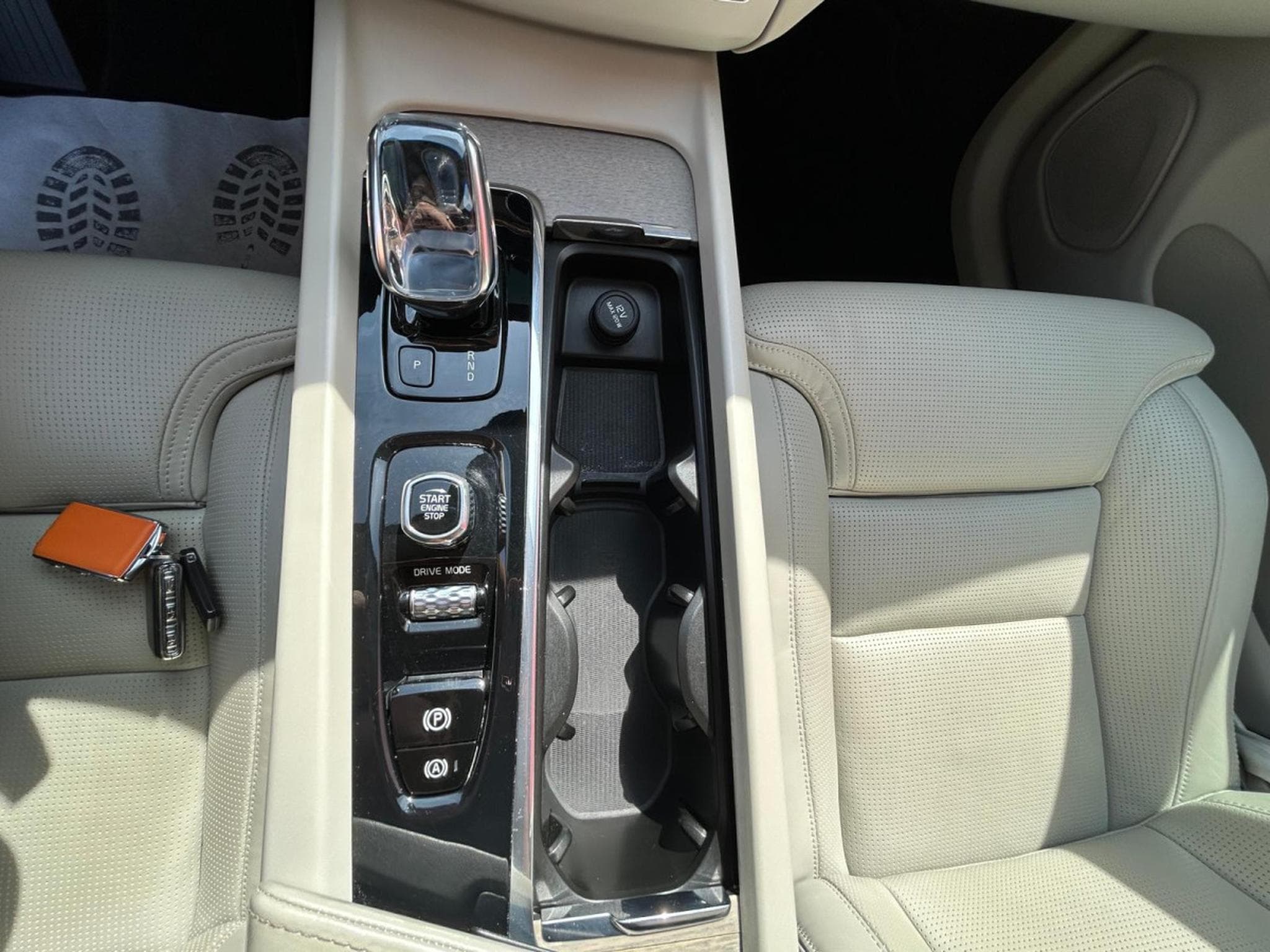 Volvo XC60 2.0 299ch INSPIRATION (2020) - Photo 18