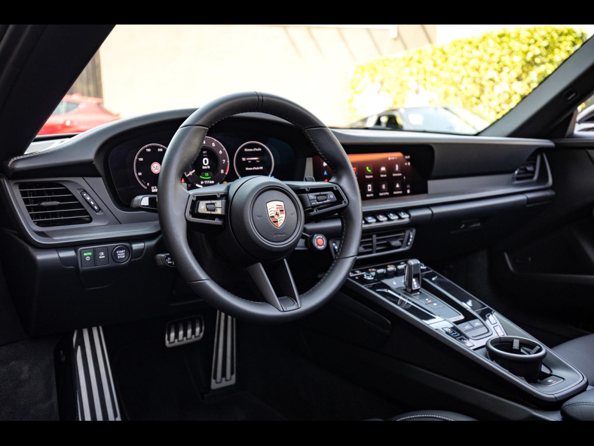 Porsche 911 .2 911 TARGA 4 GTS PDK - GT-SILVER (2025) - Photo 11