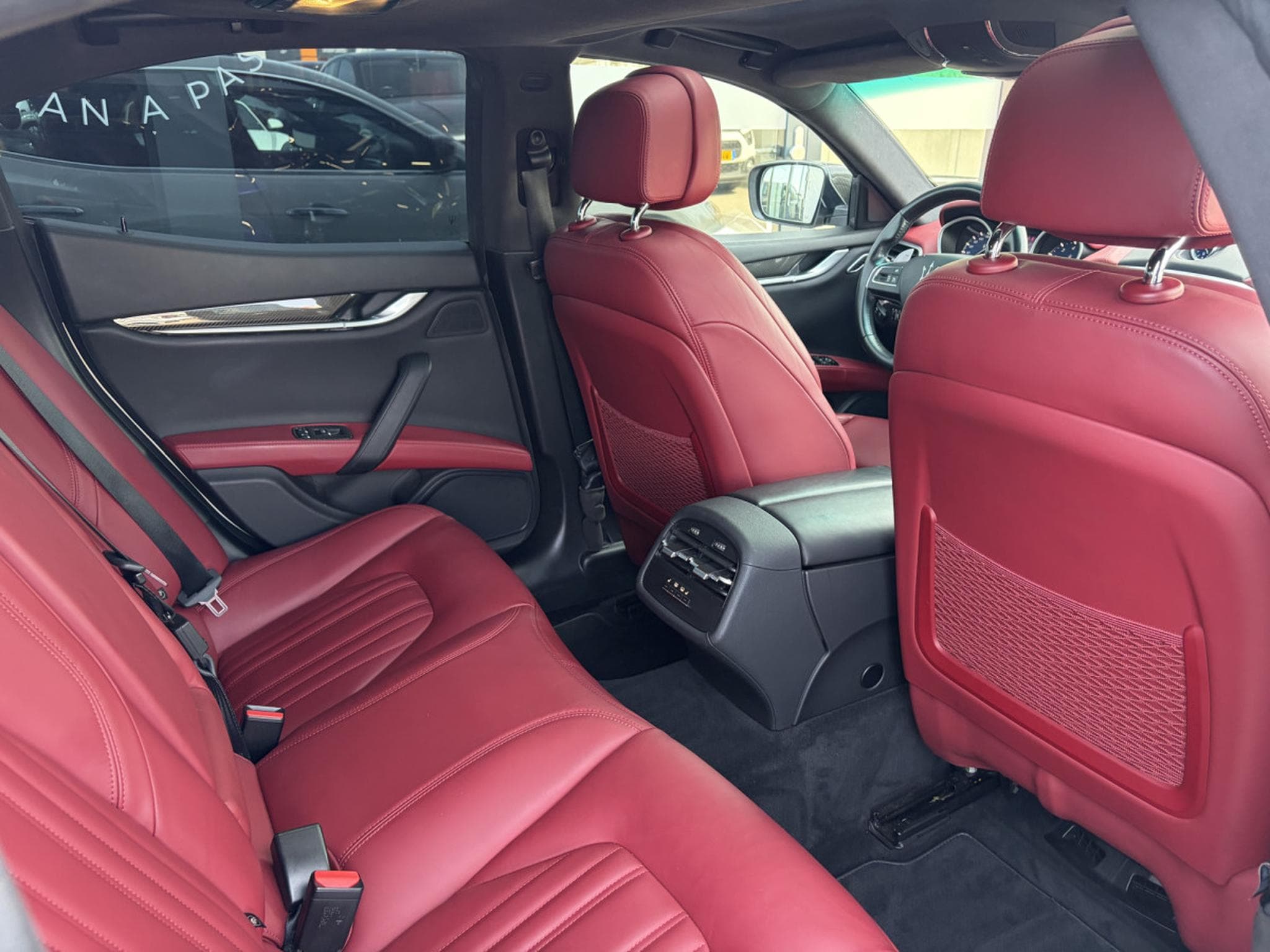 Maserati Ghibli 3.0 V6 S  Q4 Automatik/ Xénon/Camera/Carbonne/20/Leder/VOLL (2016) - Photo 10