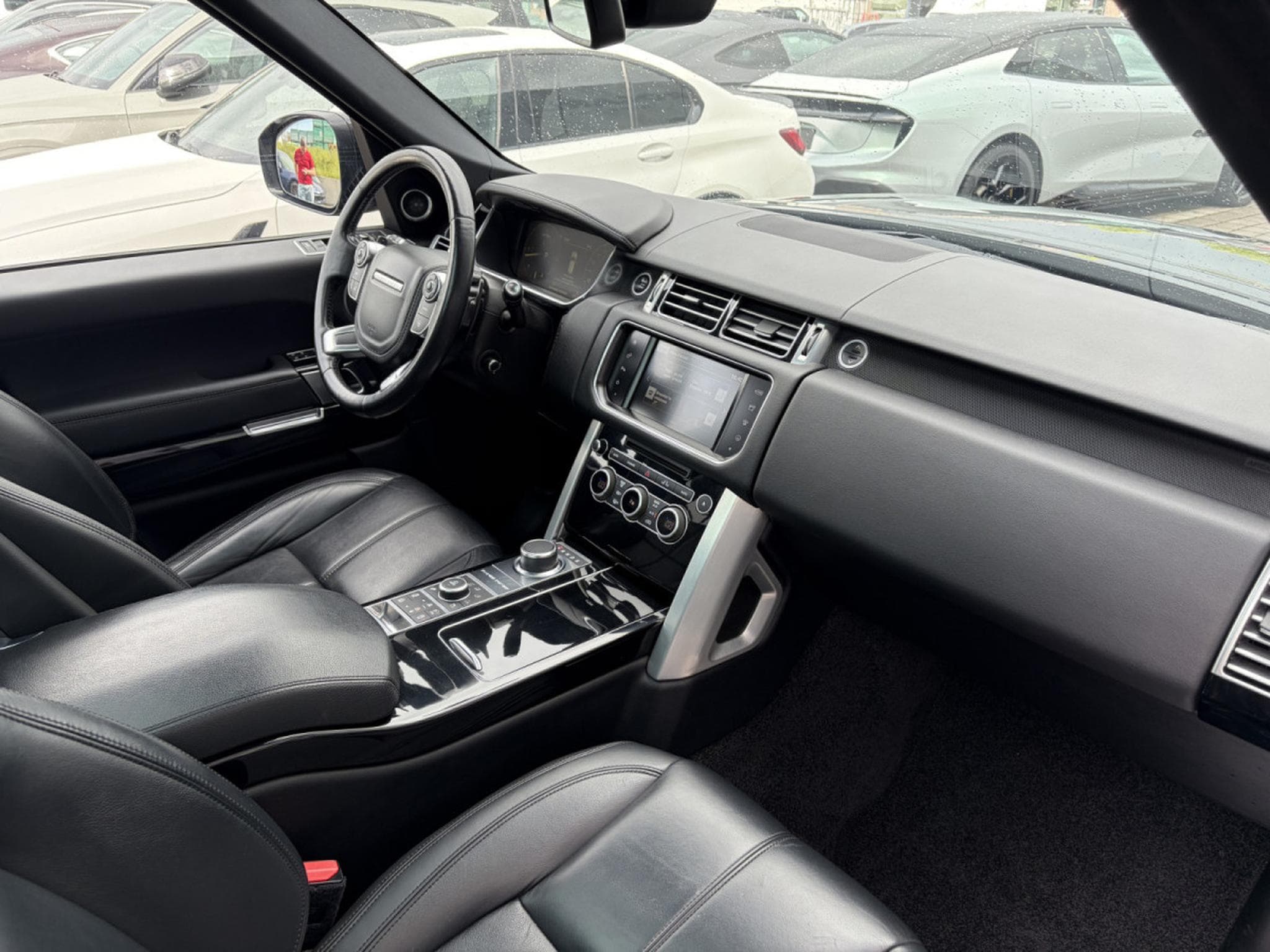 Land-Rover Range Rover LAND ROVER RANGE ROVER SPORT 3.0 TDV6 HSE DYNAMIC – 258 CH – (2016) - Photo 11