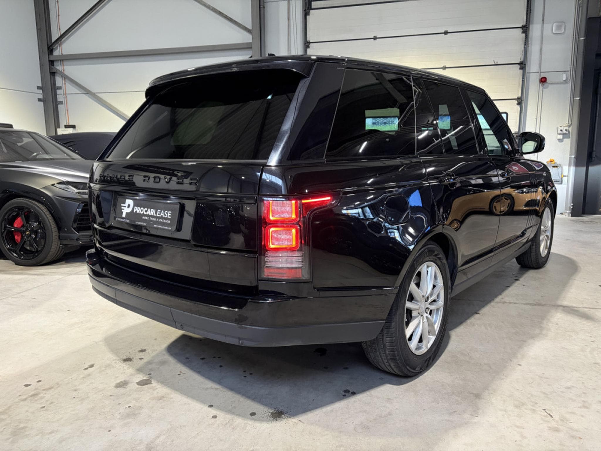 Land-Rover Range Rover LAND ROVER RANGE ROVER SPORT 3.0 TDV6 HSE DYNAMIC – 258 CH – (2016) - Photo 7