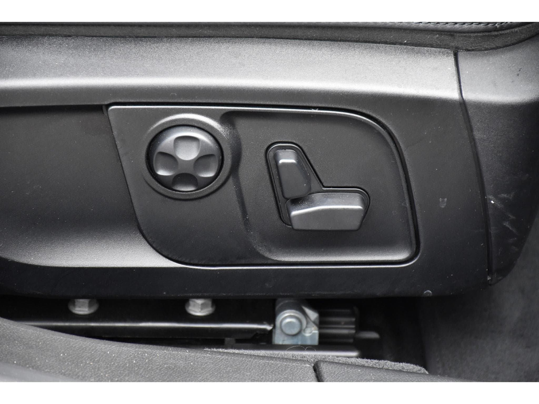 Maserati Ghibli 3.0 V6 BiTurbo Ribelle CUIR MEMO GPS KEYLESS (2018) - Photo 19