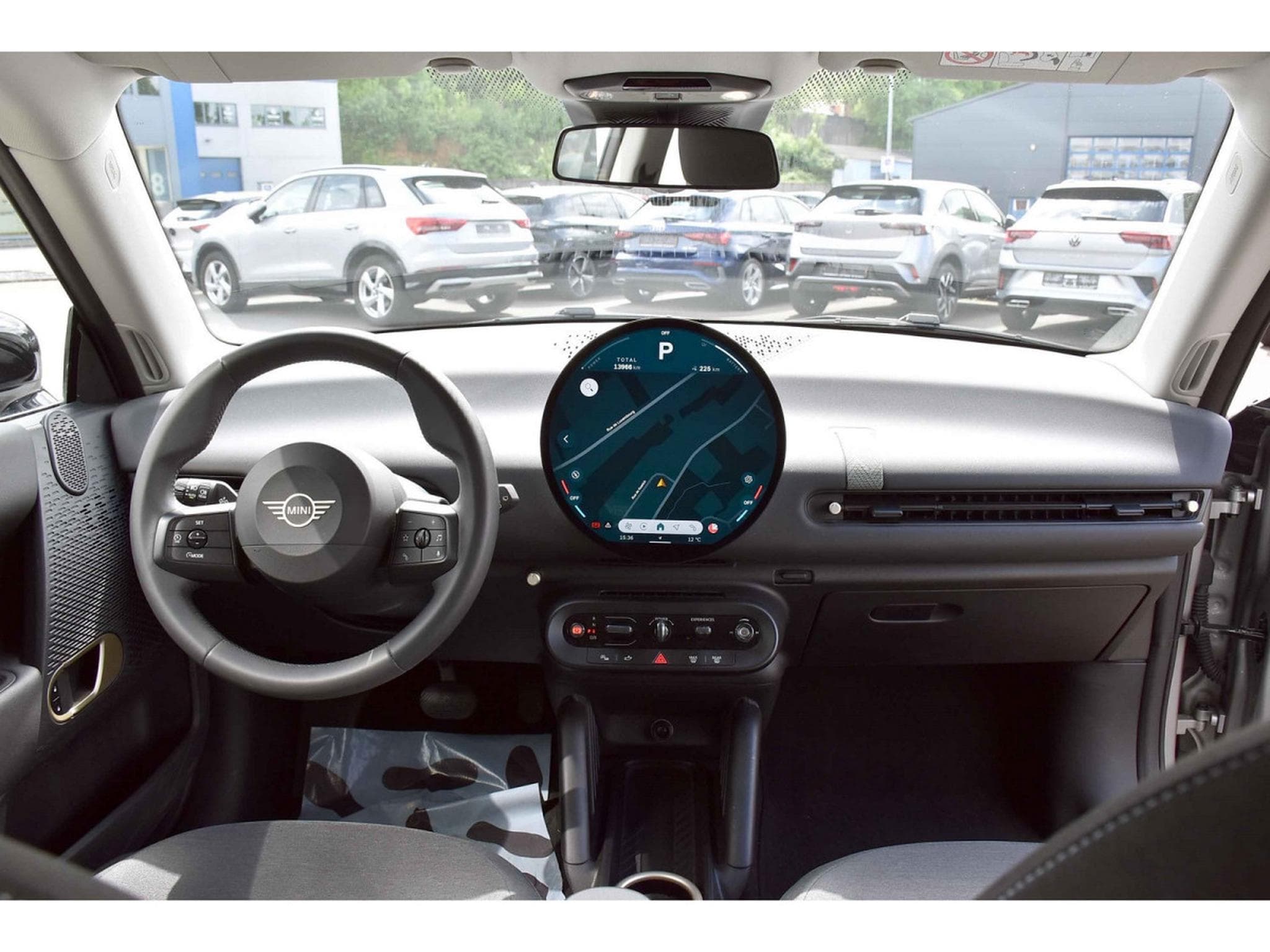 Mini Cooper SE 52 kWh LANE SIDE CAM PARK 1° MAIN (2024) - Photo 9