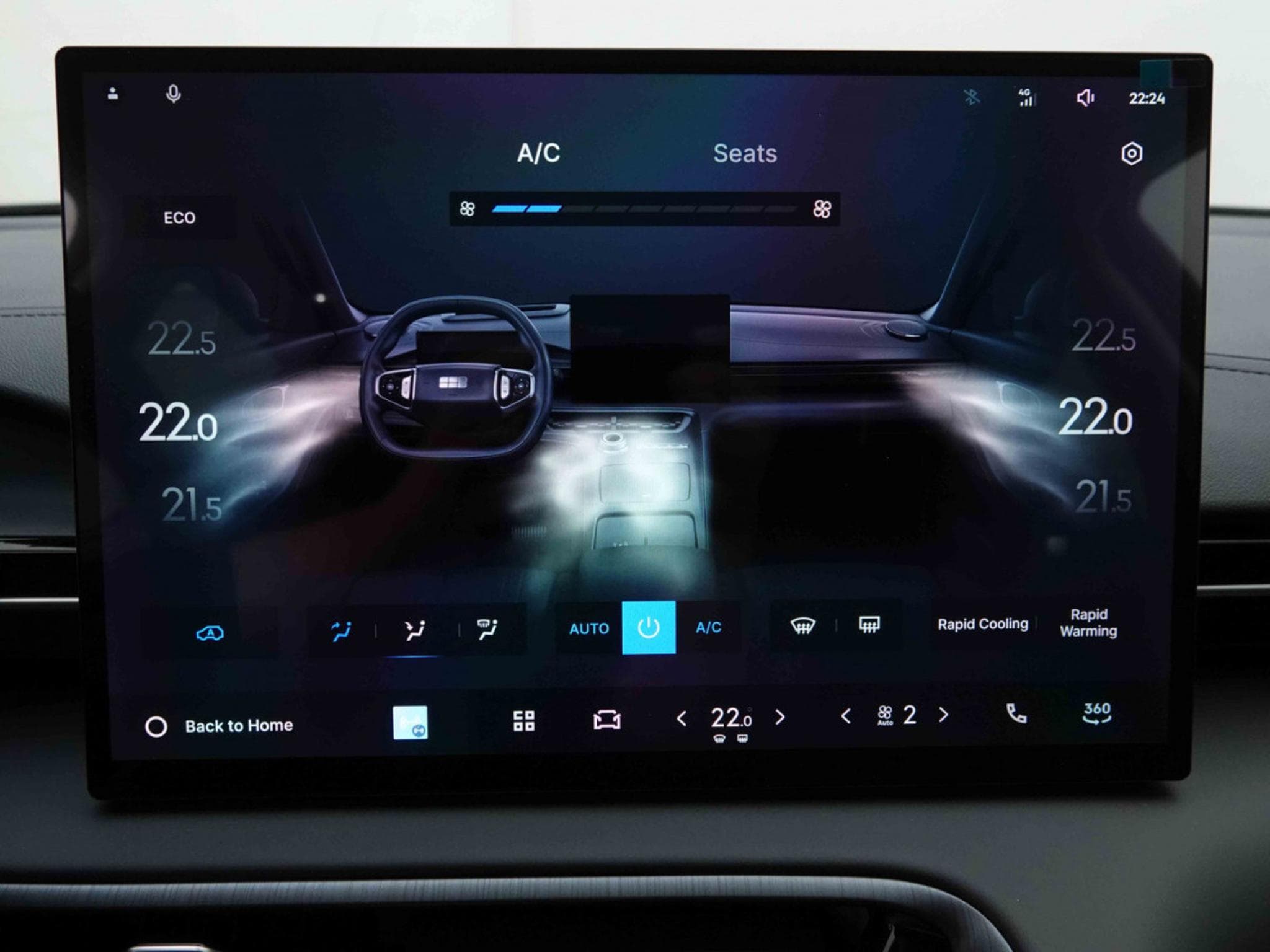 Geely EX5 PRO +  60 kWH´h (2026) - Photo 12