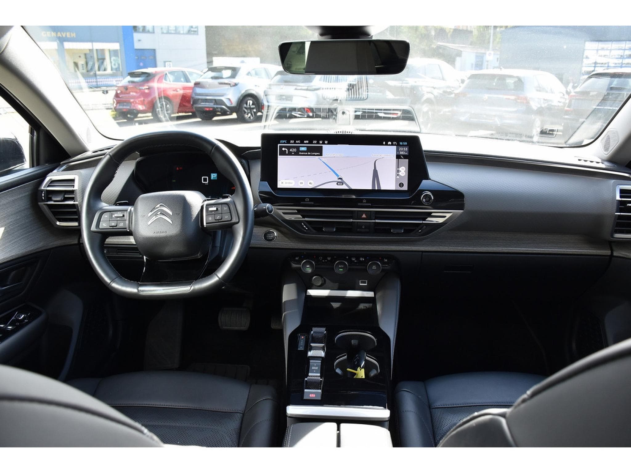 Citroën C5 X 1.2 PureTech PLUS EAT8 CUIR MEMO VENT ACC HUD LANE 1° MAIN (2024) - Photo 9