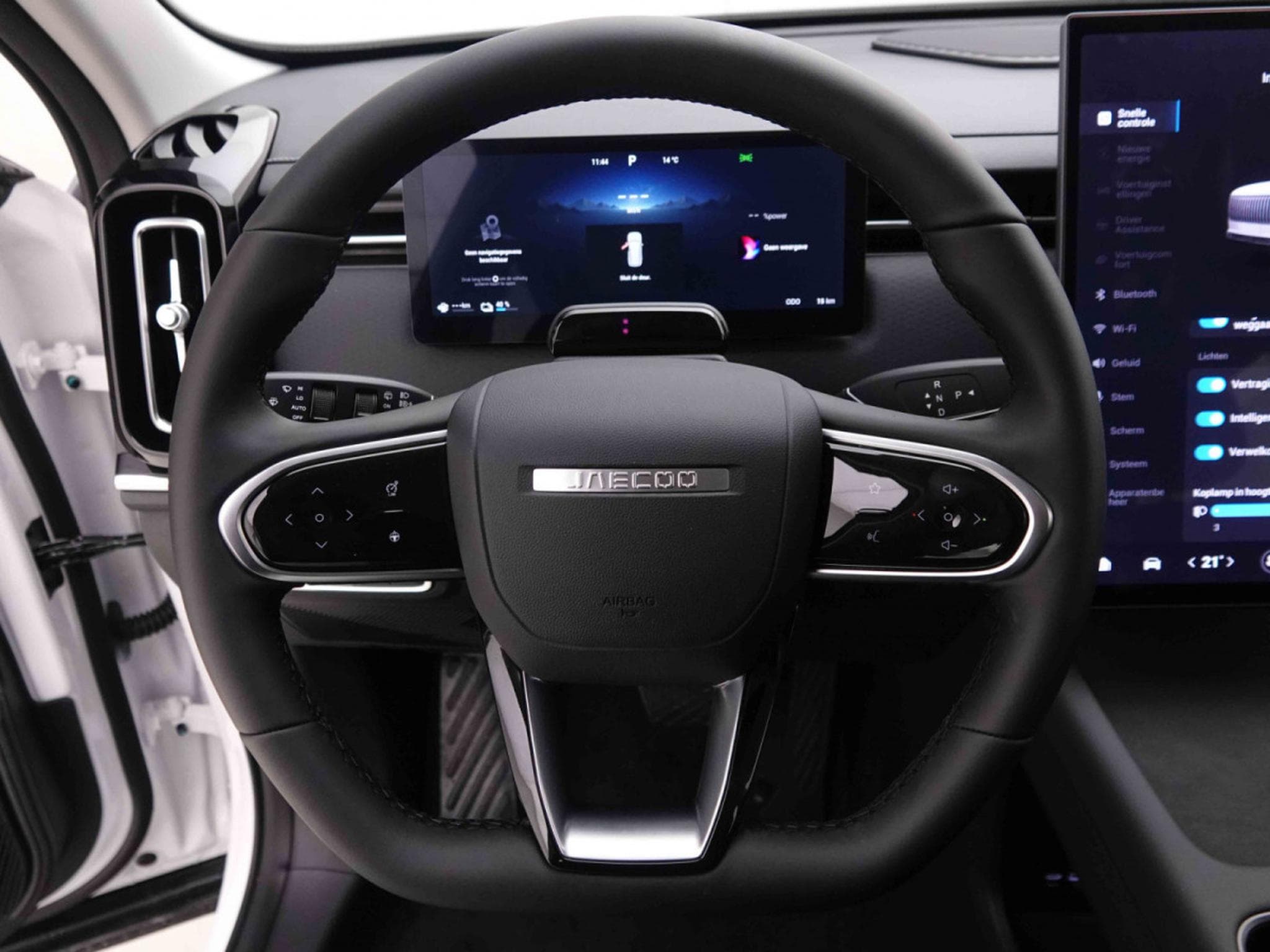Jaecoo 7 PHEV 1.5 PHEV 279 AUTO Selective (2026) - Photo 9