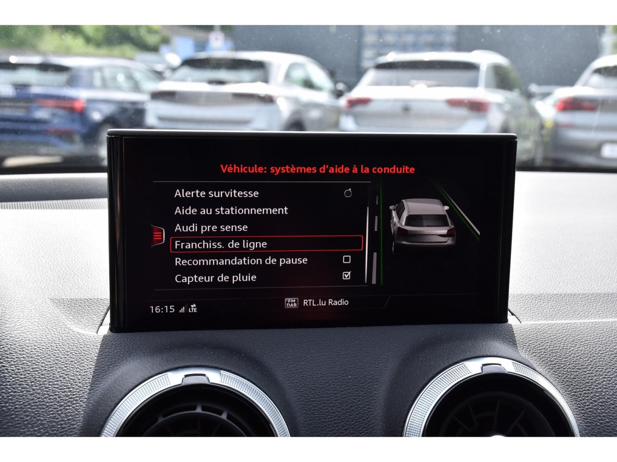 Audi Q2 30 TDI Advanced S-Tronic CUIR GPS LANE LED CAM 1° MAIN (2023) - Photo 14