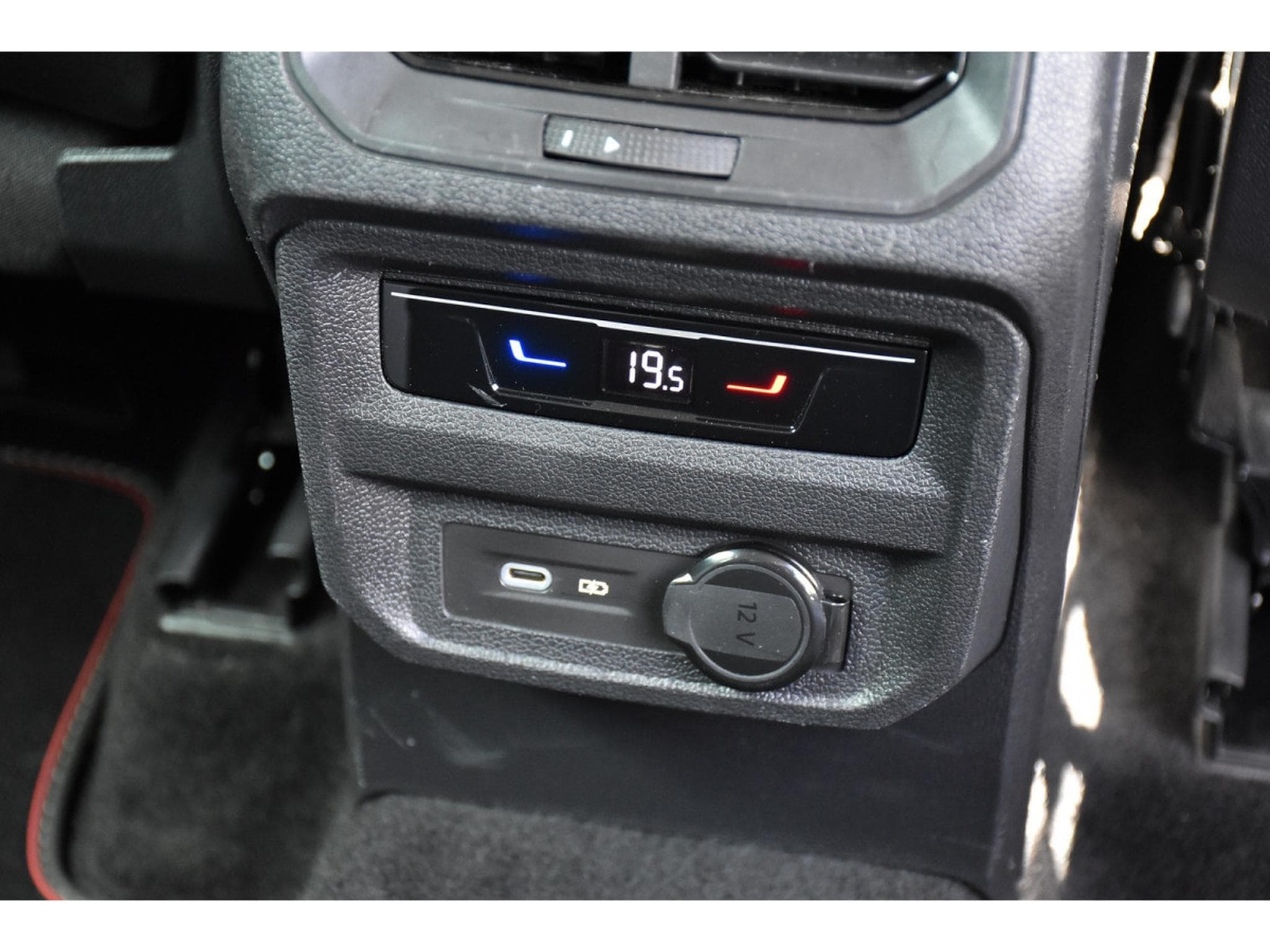 VW Tiguan 1.5 TSI Life DSG ACC TRAVEL SIDE HUD HARMAN ATT RMQ 1° MAIN (2022) - Photo 21