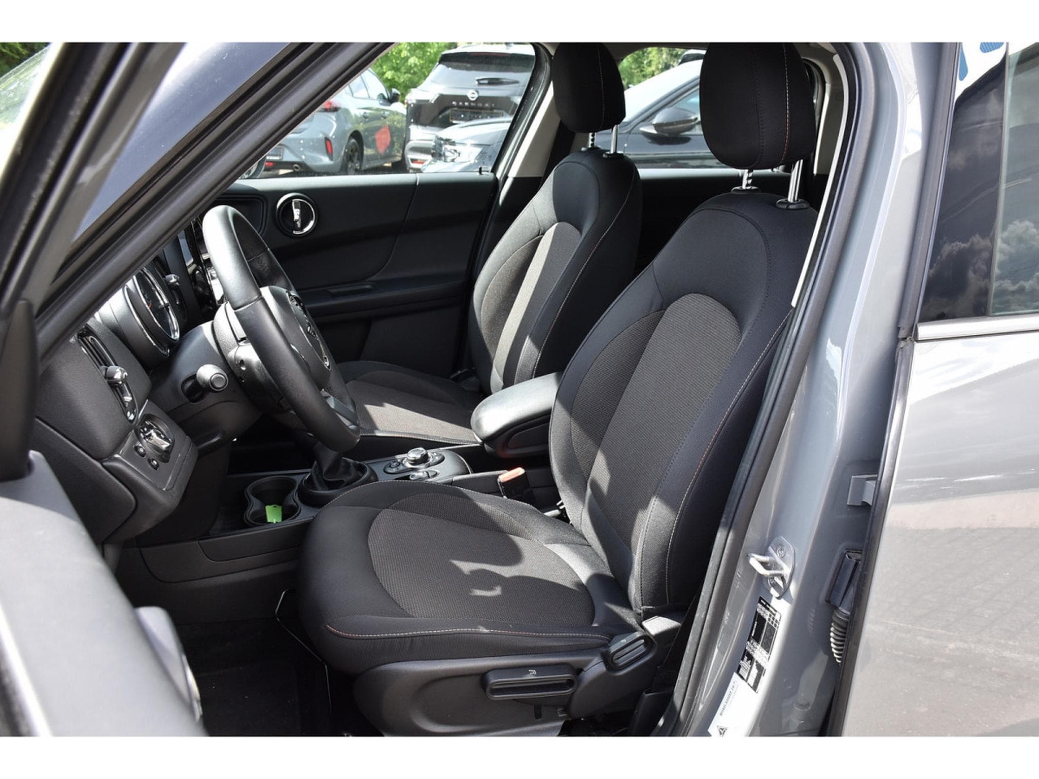 Mini Countryman One D 1.5d SG CHFF REGUL GPS CAM PARK LED 1° MAIN (2022) - Photo 6