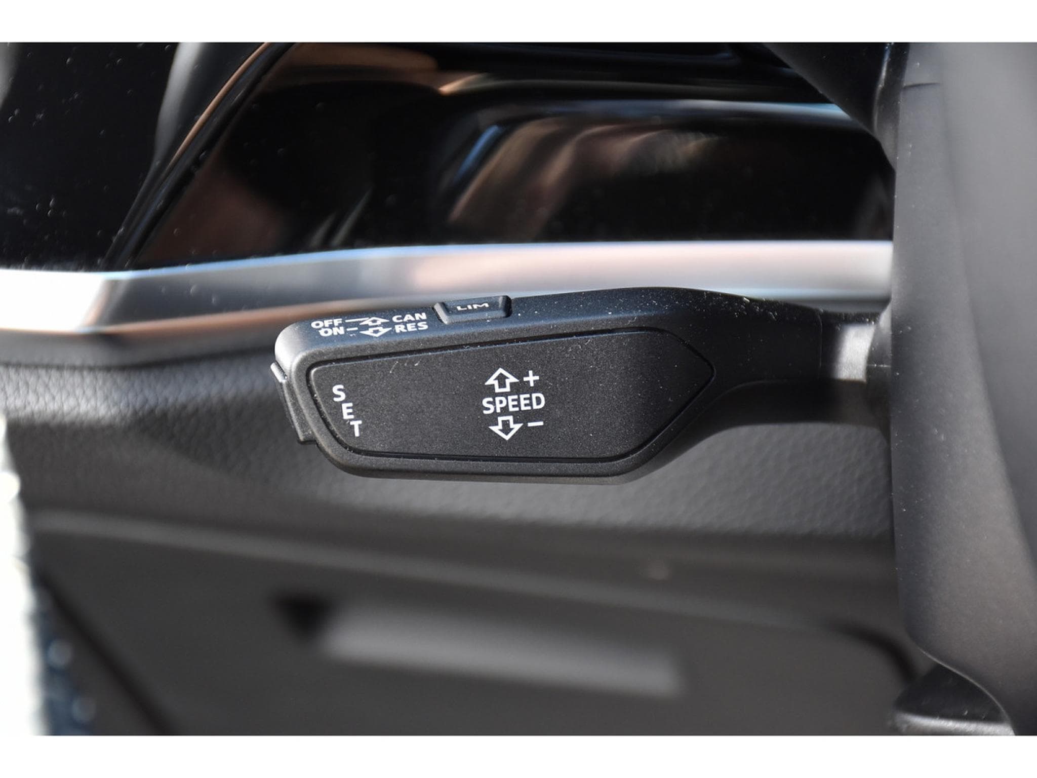 Audi Q3 Sportback 45 TFSI Quattro S-Line S-Tronic LANE SIDE KEYLESS (2019) - Photo 22