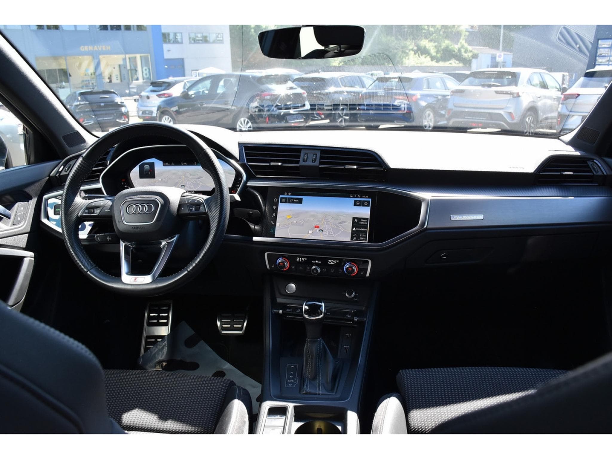 Audi Q3 Sportback 45 TFSI Quattro S-Line S-Tronic LANE SIDE KEYLESS (2019) - Photo 9