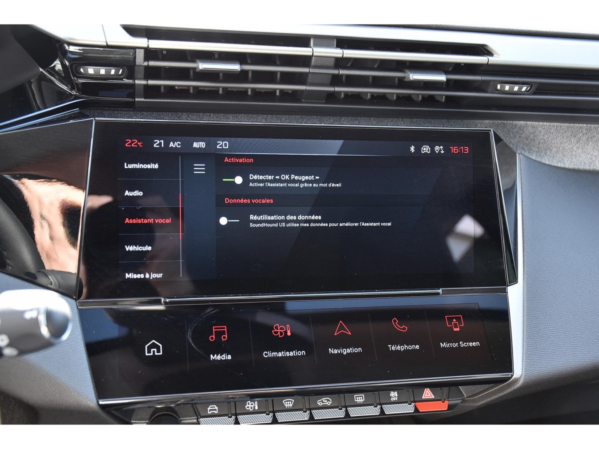 Peugeot 308 1.2 Hybrid 145 e-DCS6 Allure ACC LANE GPS CAM360 1° MAIN (2025) - Photo 14