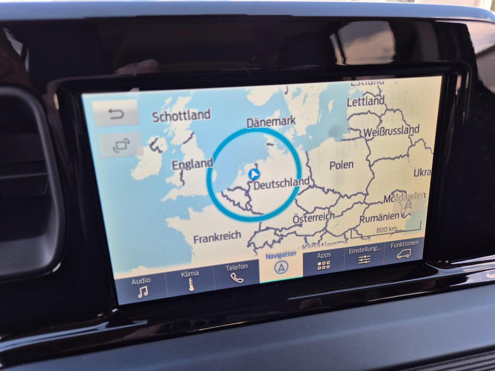 Ford Tourneo Active (2026) - Photo 18