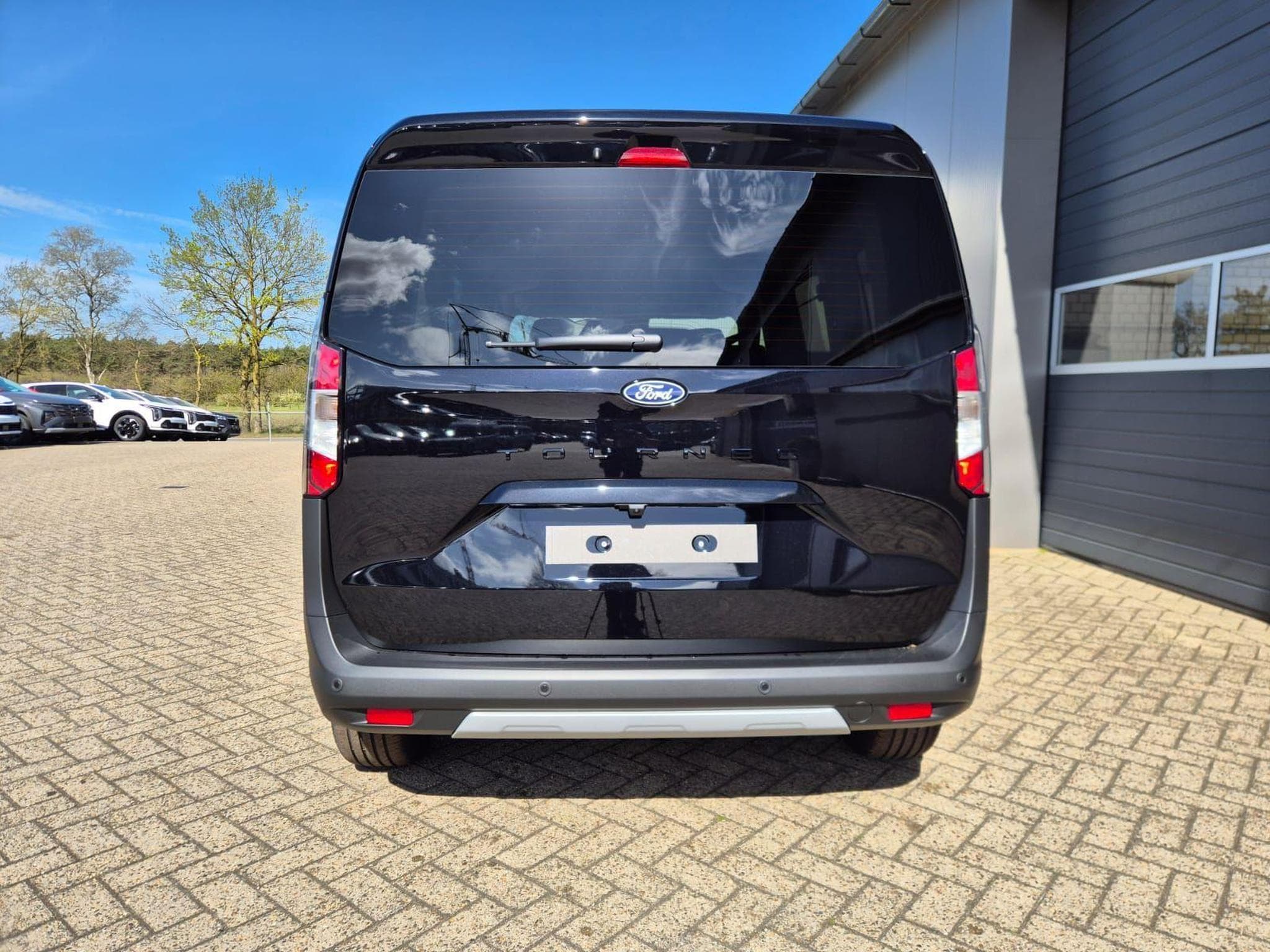 Ford Tourneo Active (2026) - Photo 4