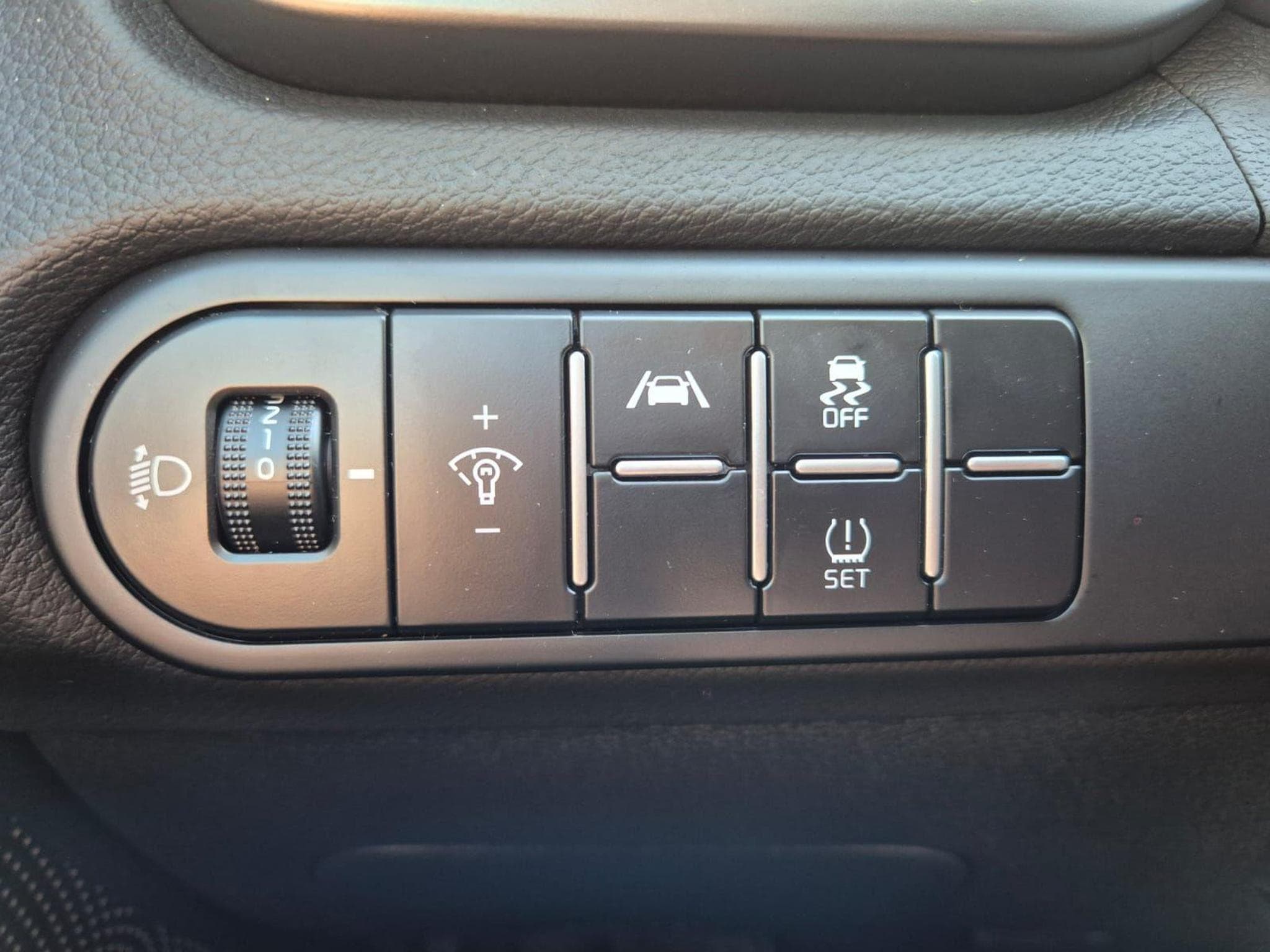 Kia Xceed Standard (2026) - Photo 14