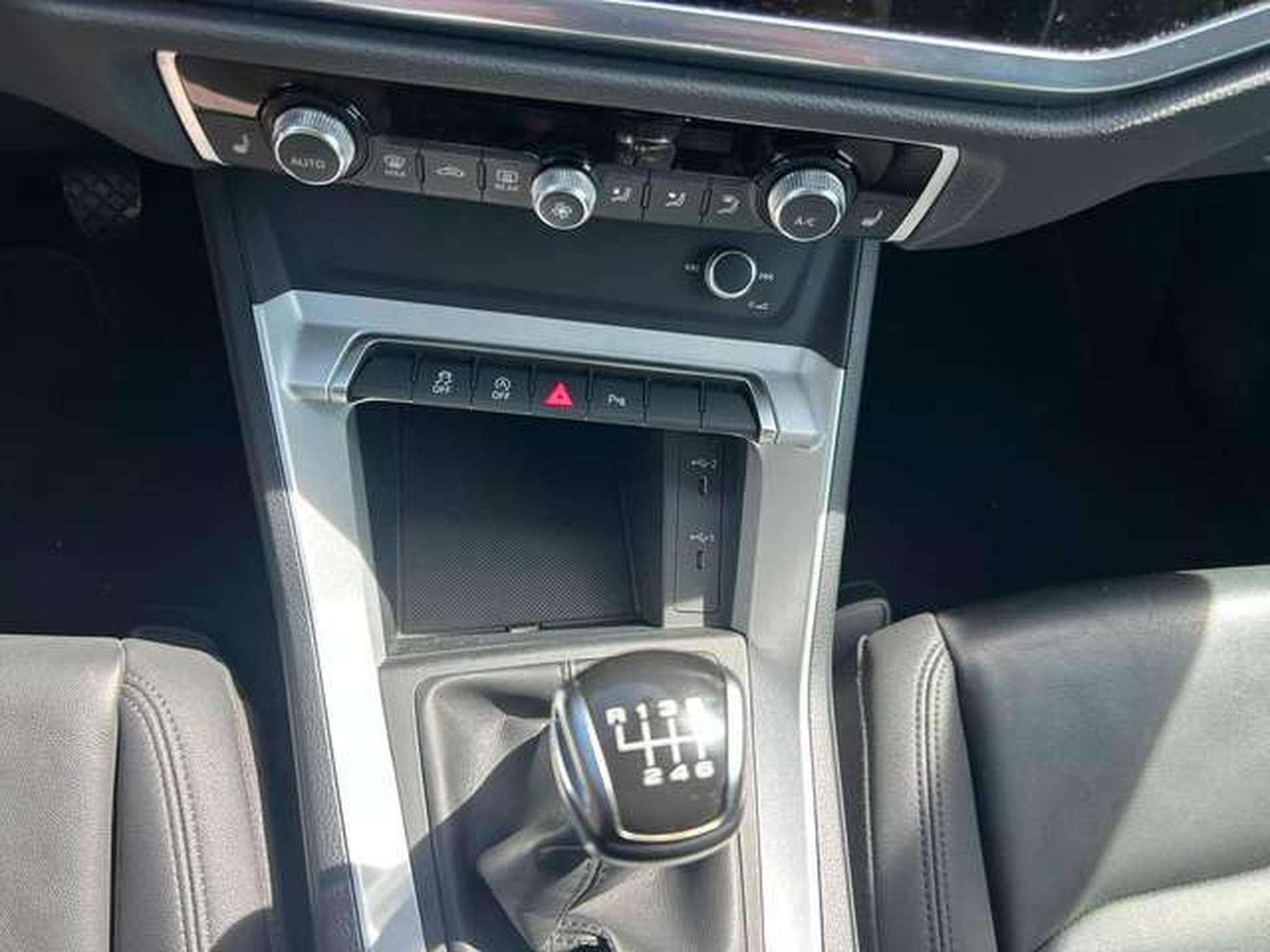 Audi Q3 Sportback 35 TFSI Business Edition (2021) - Photo 12