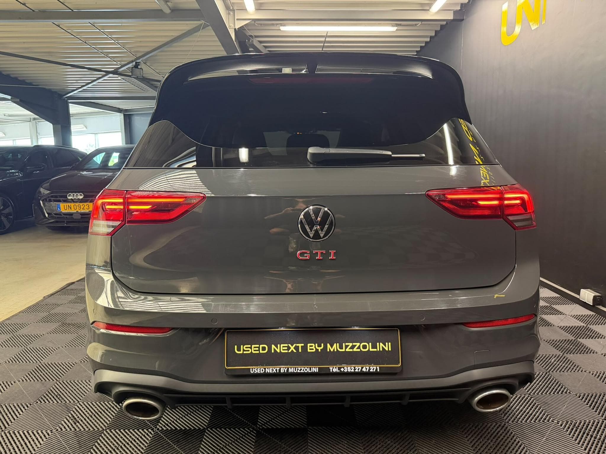 VW Golf GTI Clubsport 2.0 TSI 300cv (2024) - Photo 4